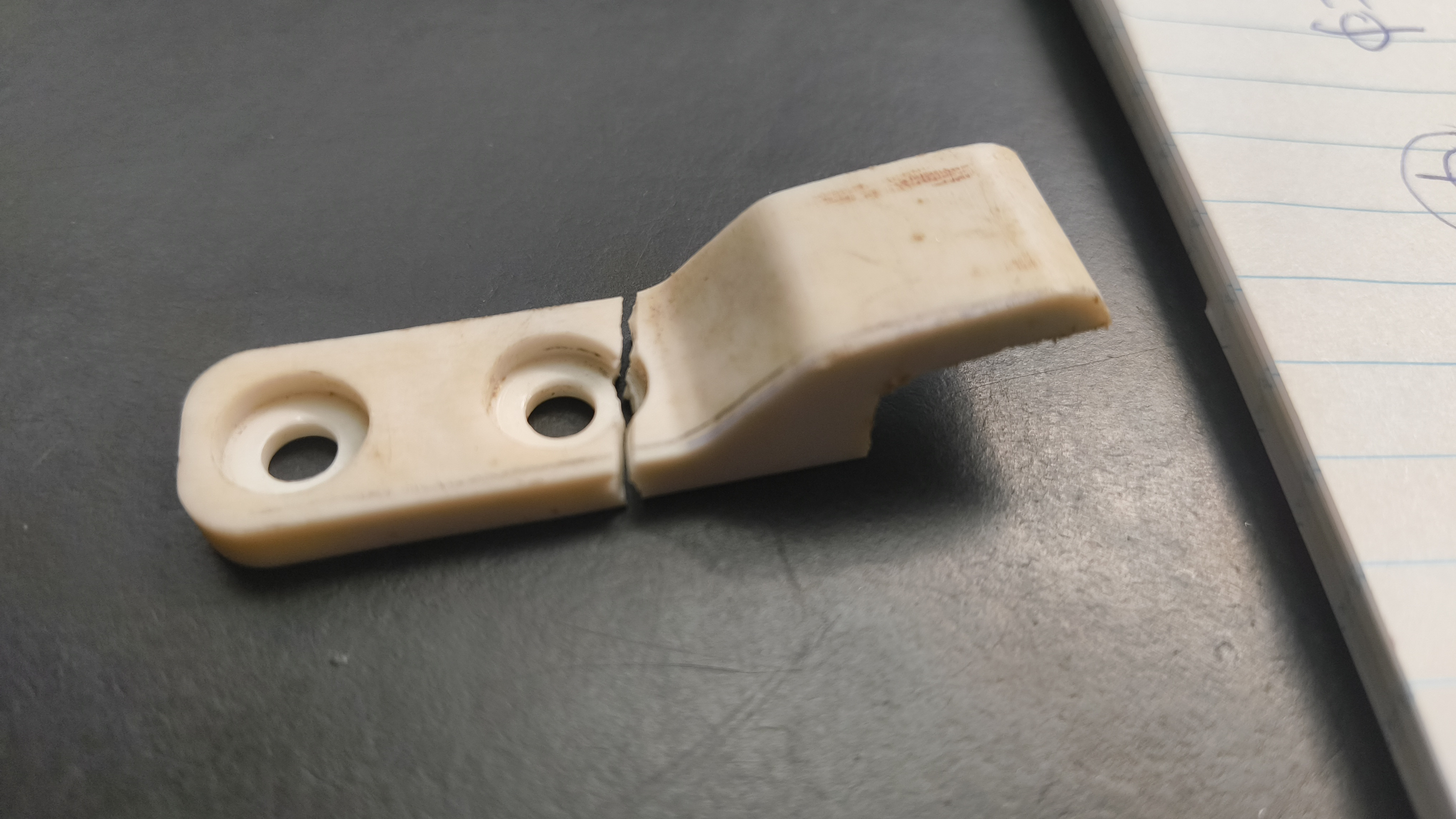 Крепкий крючок-заменитель для кормушки куриц — защити птицу от голода! для 3D принтера