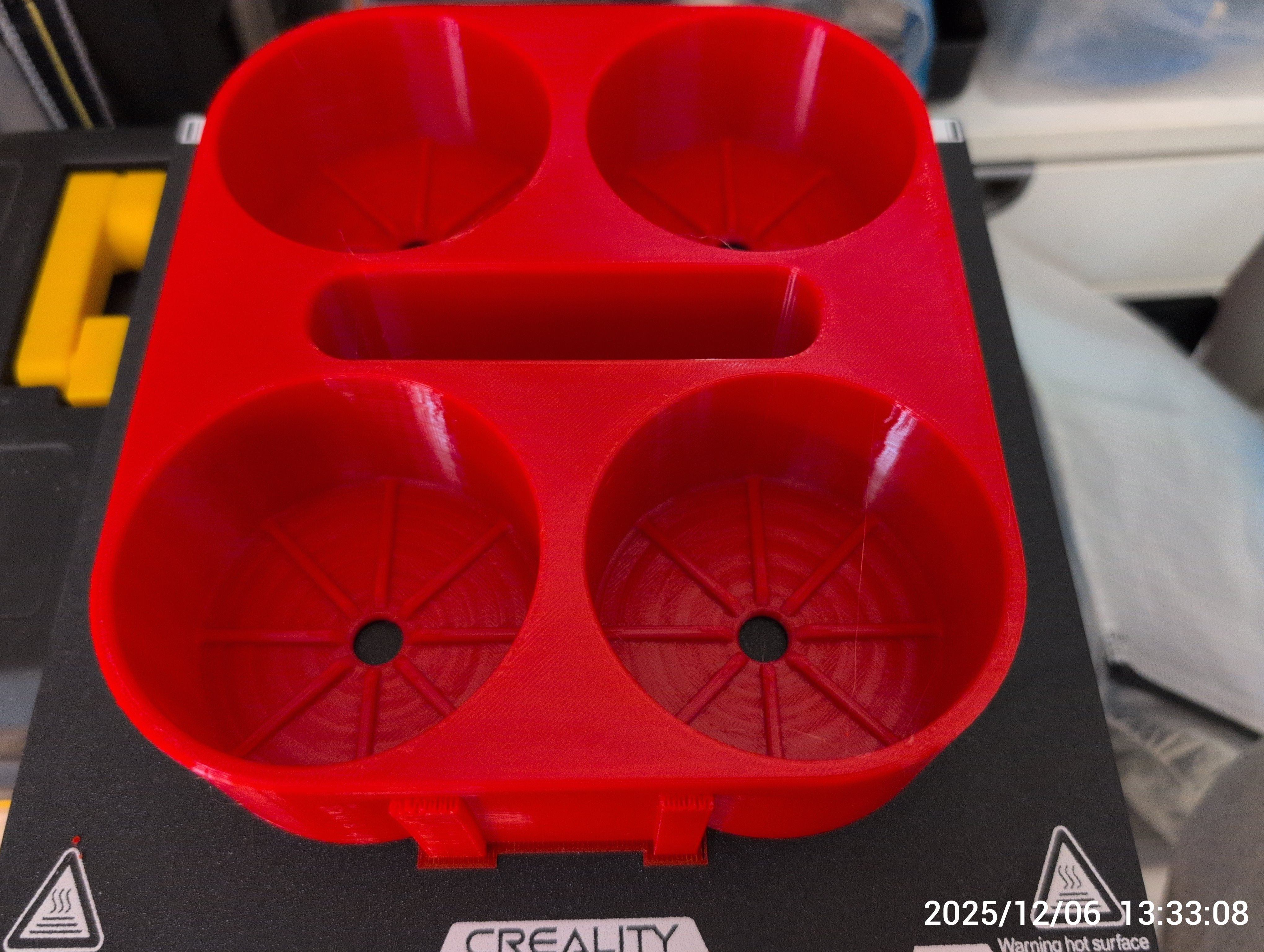 Стильная Drink Caddy — идеальная подставка для напитков для 3D принтера