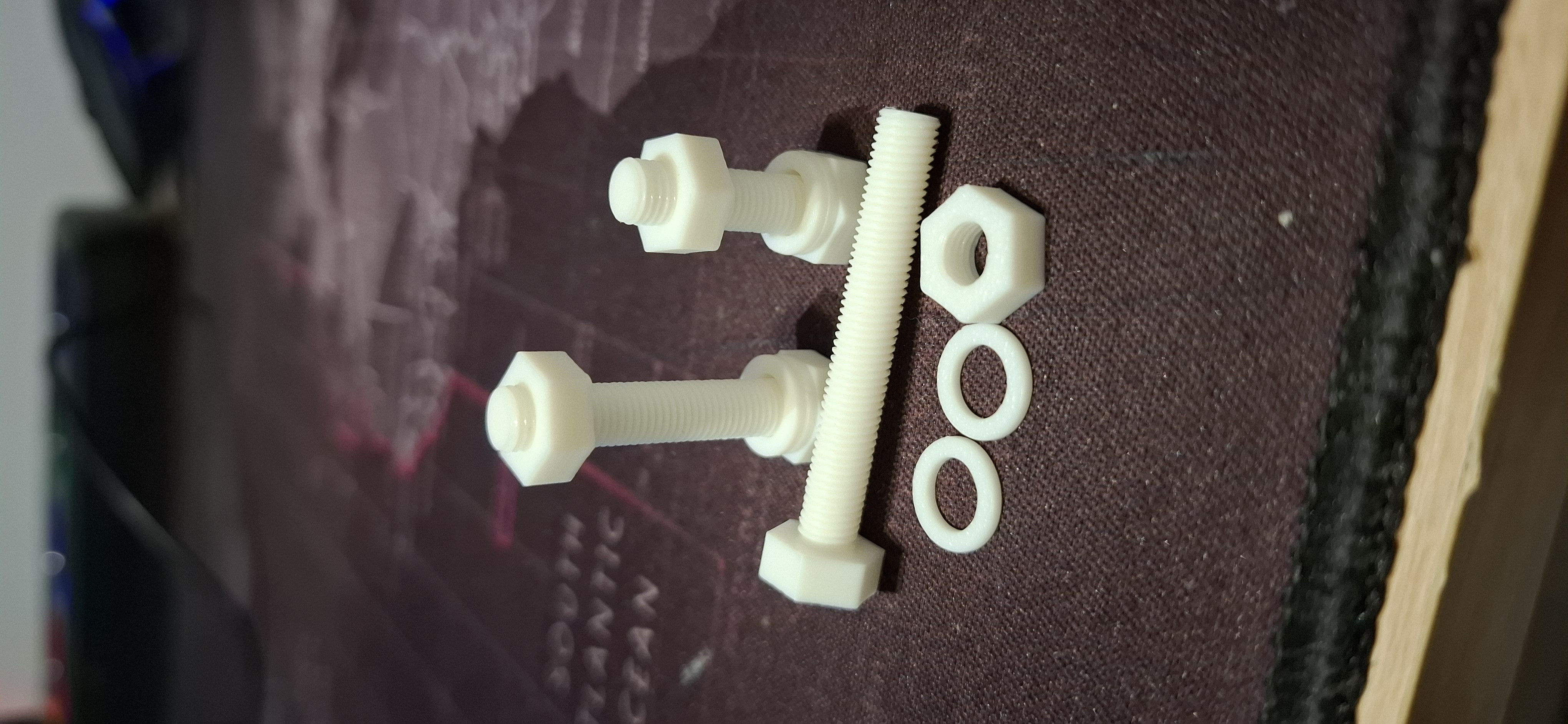 Набор M6 болт-гайка-шайба: реалистичная 3D-модель для 3D принтера