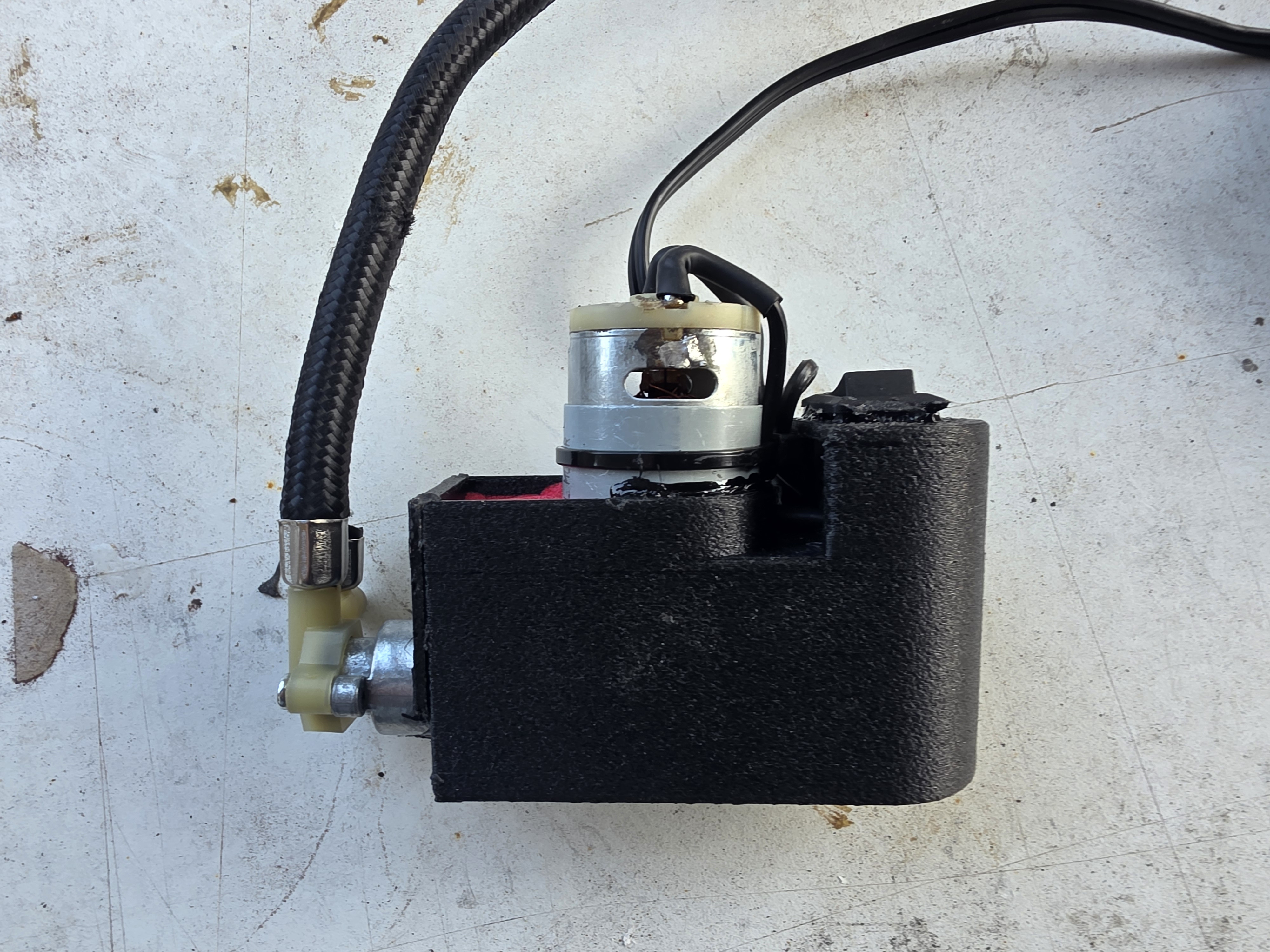 Ультралёгкий компрессор мотоцикла Slime в 3D-модели для 3D принтера