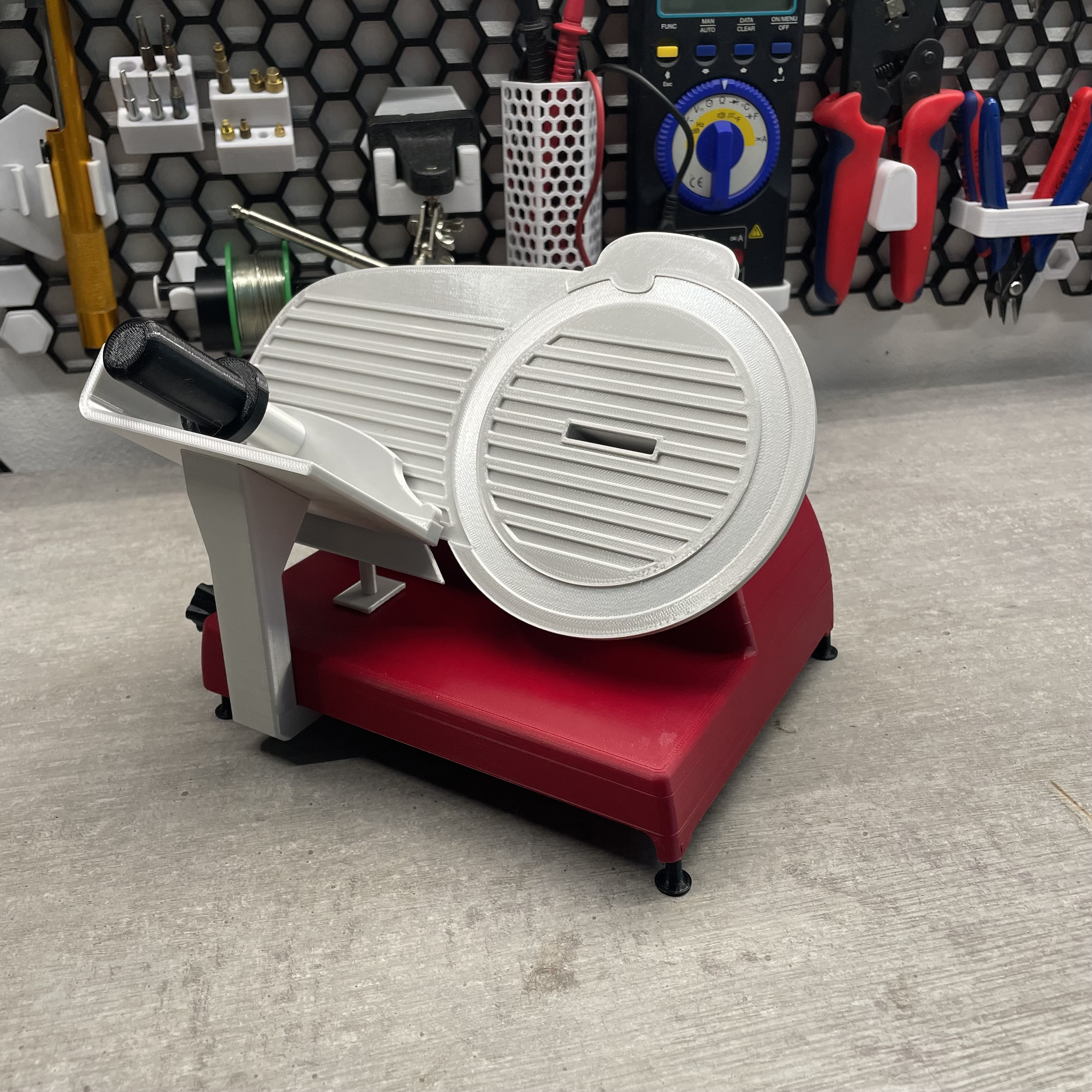 Денежная копилка в виде машины Беркел — креативный подарок и интерьерное украшение для 3D принтера