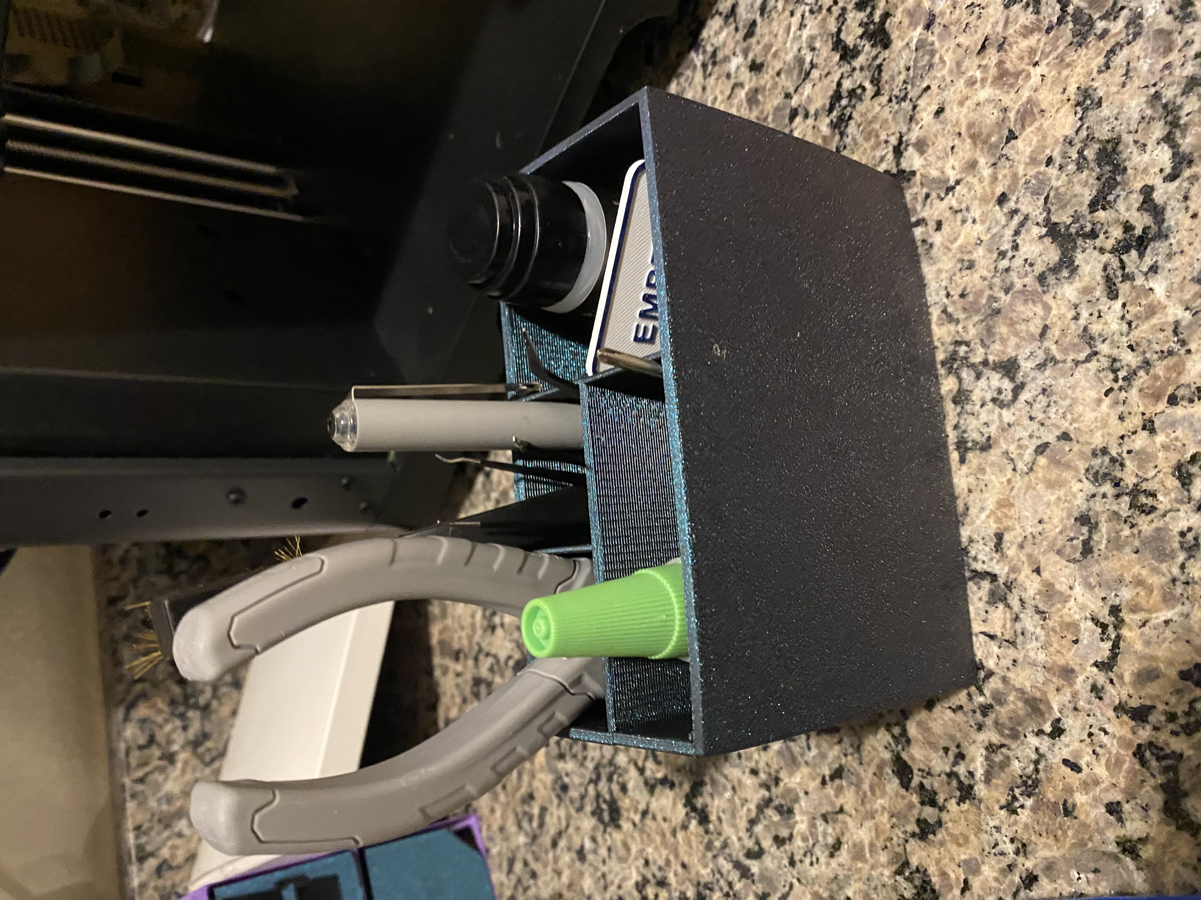 Простая и стильная подставка для организации рабочего стола 🖥️✨ для 3D принтера