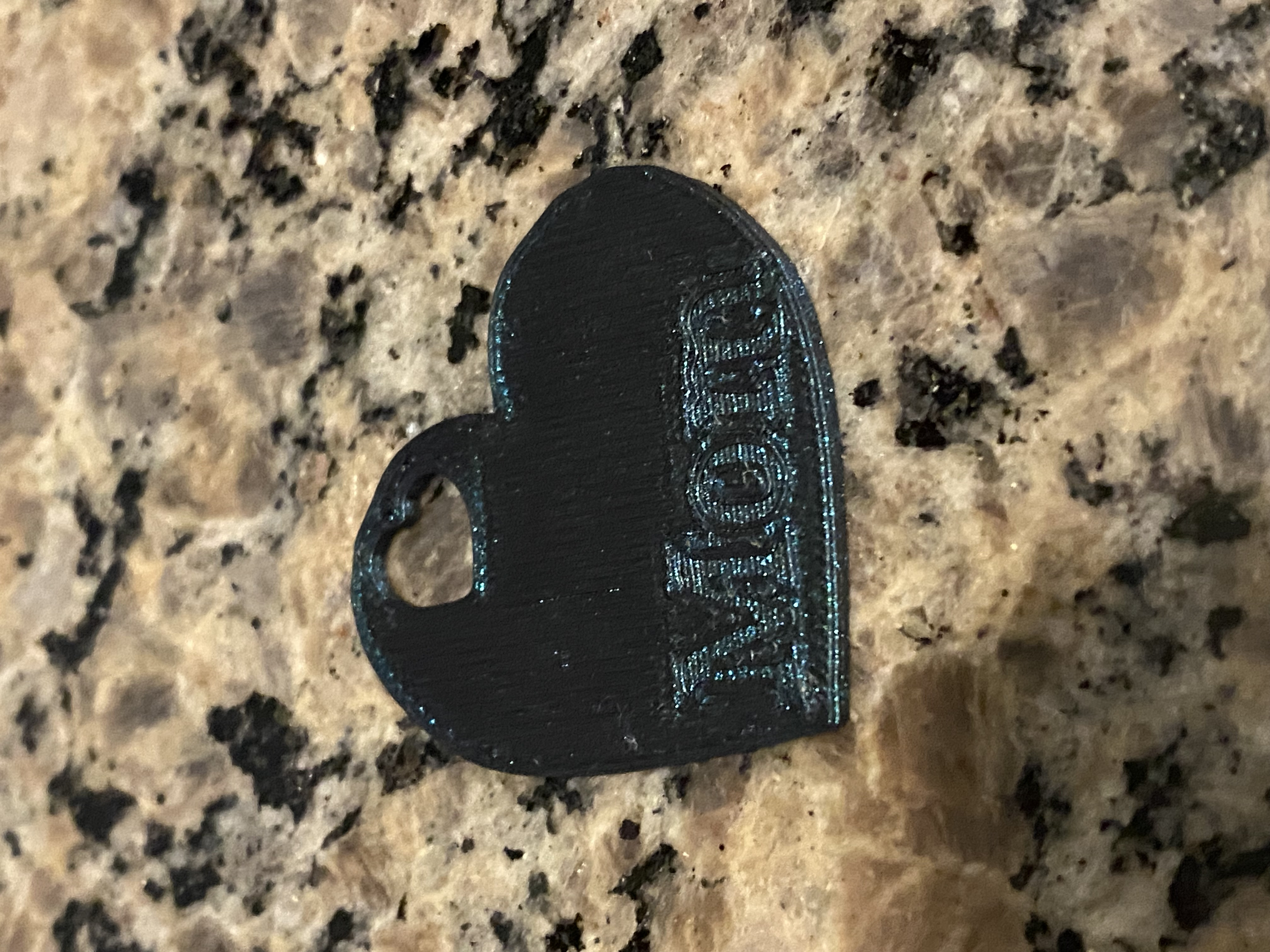 Очаровательная 3D-модель подвески 'Мамин Сердце' для 3D принтера