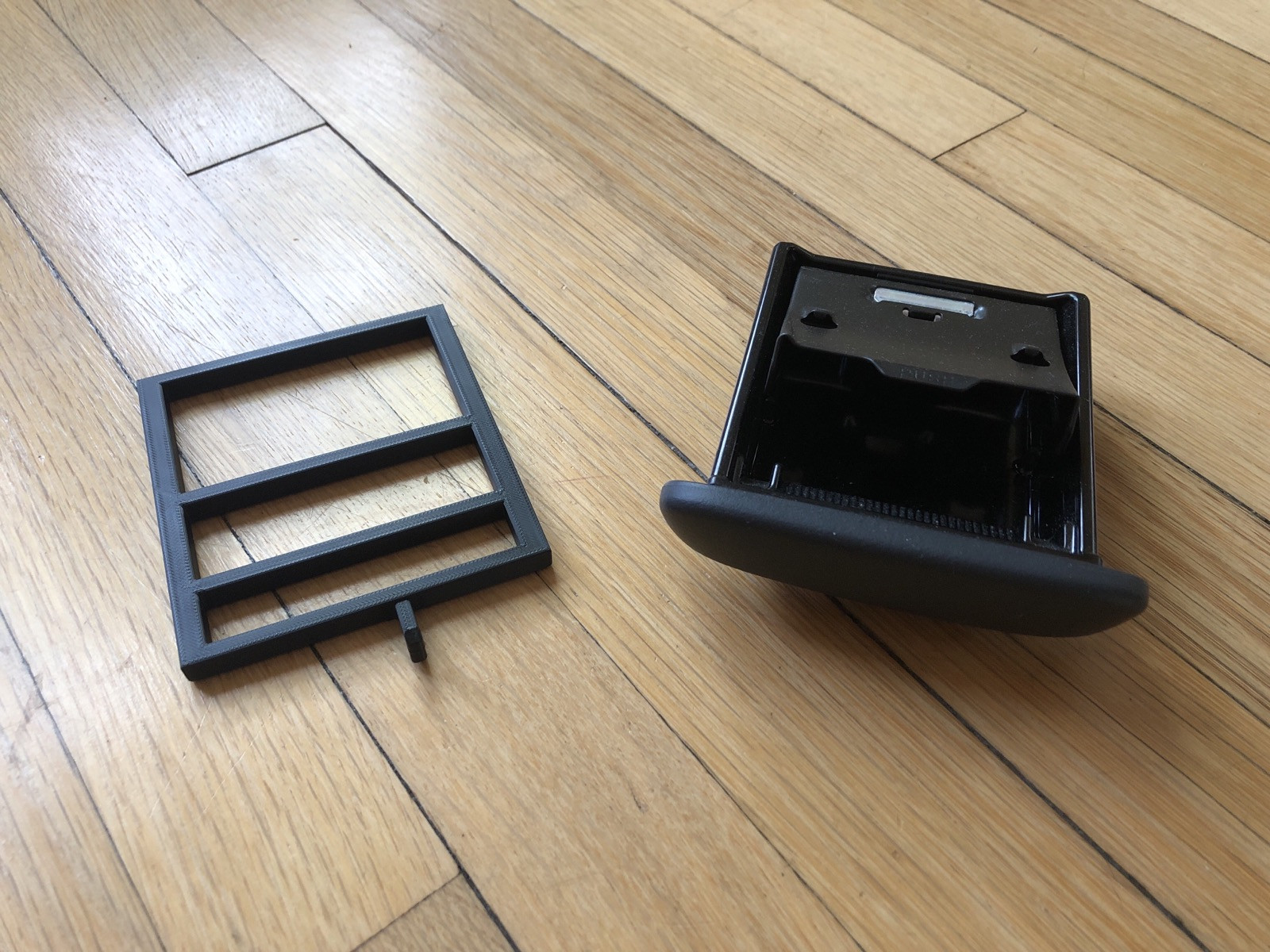 3D-модель Accessory Hook — стильный аксессуар для хранения вещей для 3D принтера