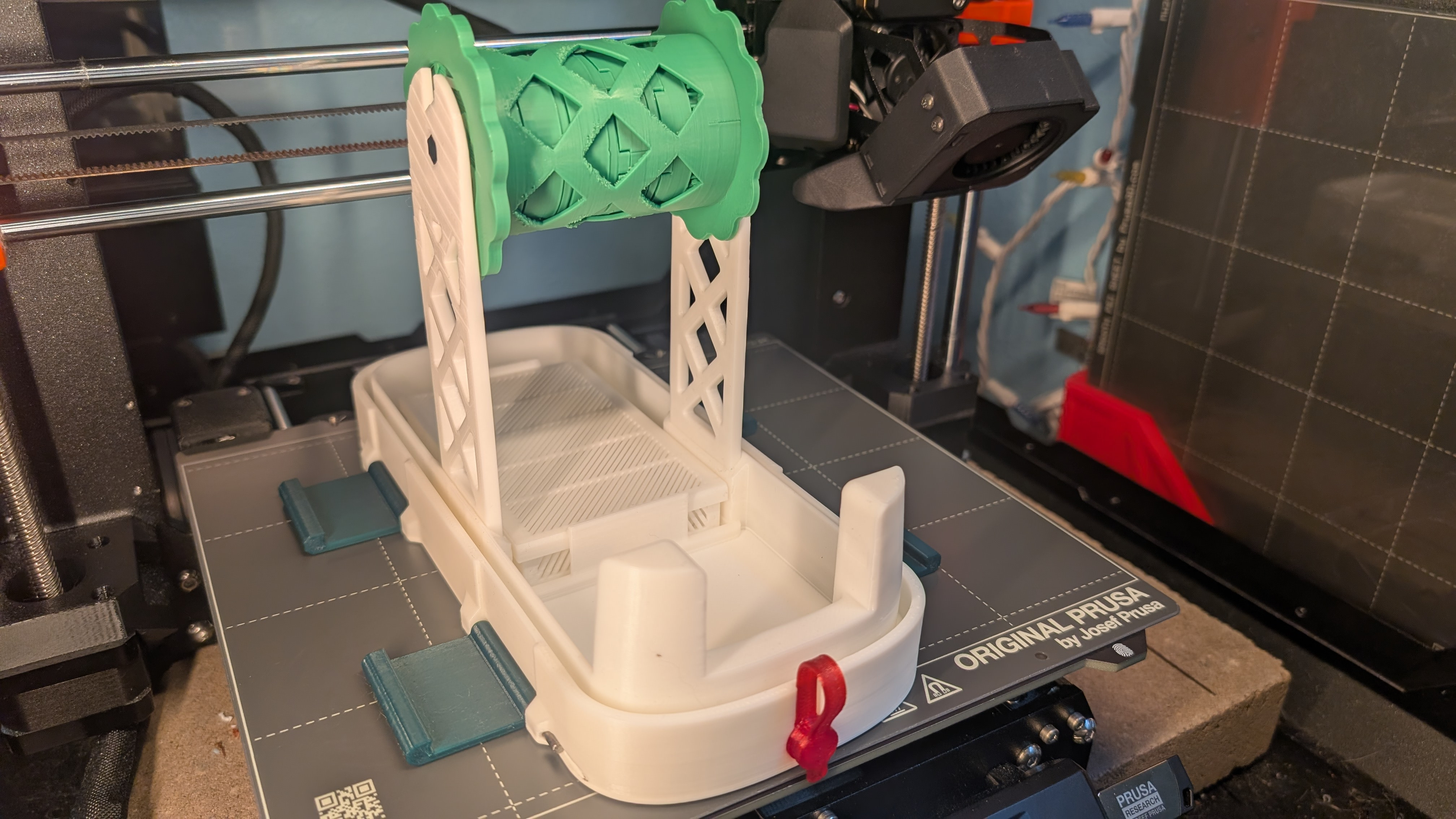 Удобная катушка для хранения филамента 2026 с улучшением дизайна для 3D принтера