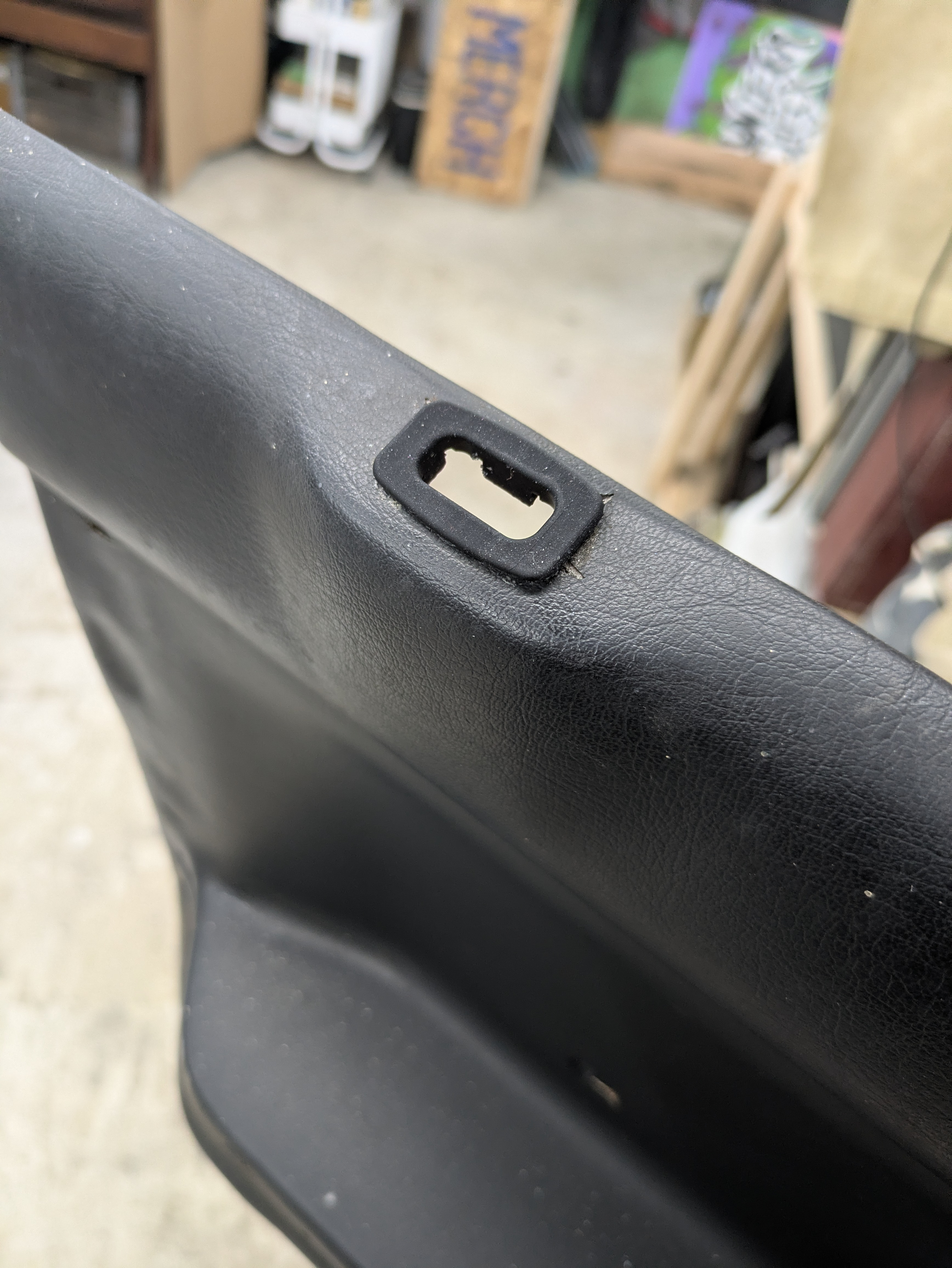 Mazda 323 BF door lock trim для 3D принтера