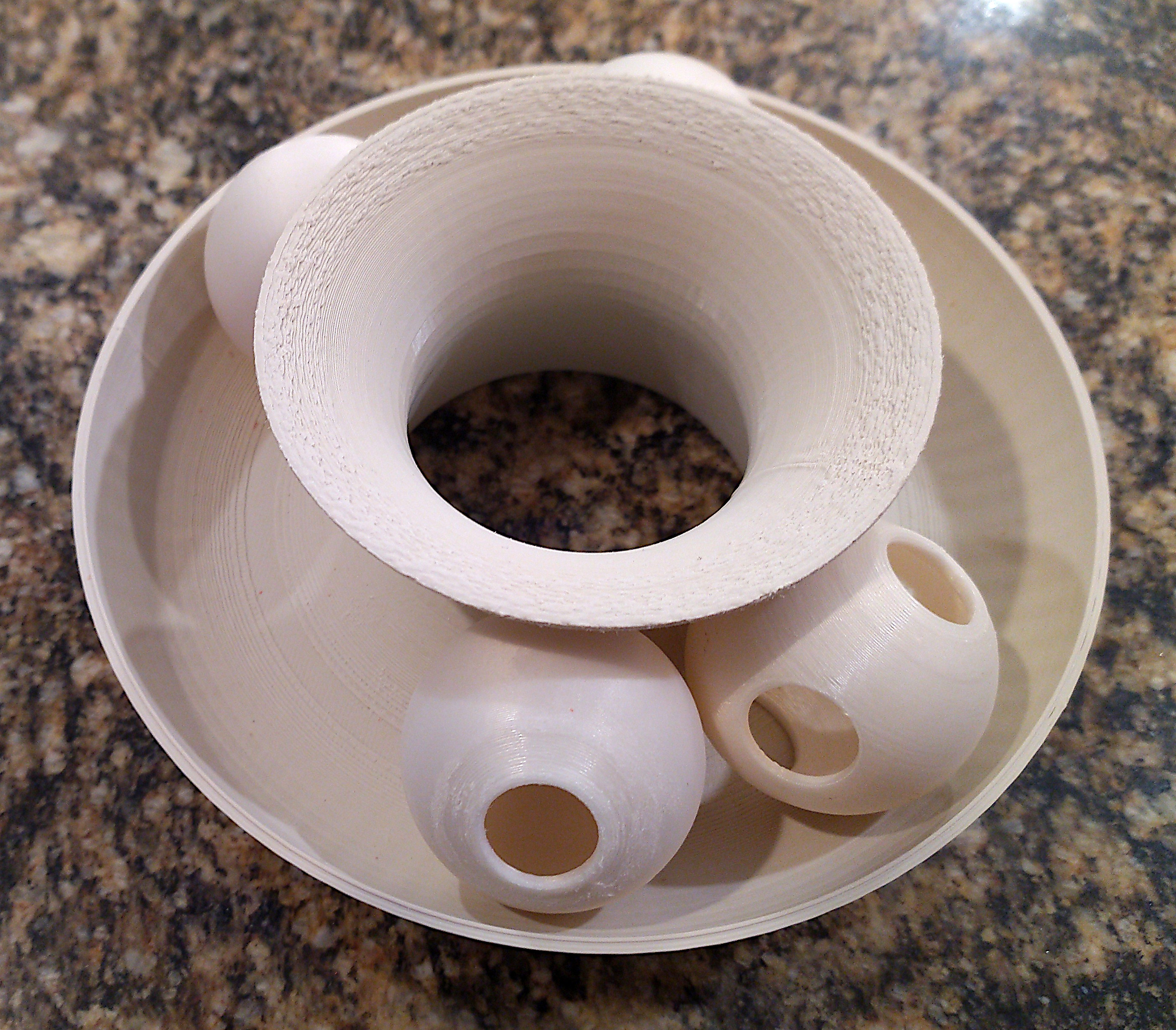 Скачай бесплатно 3D-модель 'Treat Ping Pong Balls' для 3D принтера