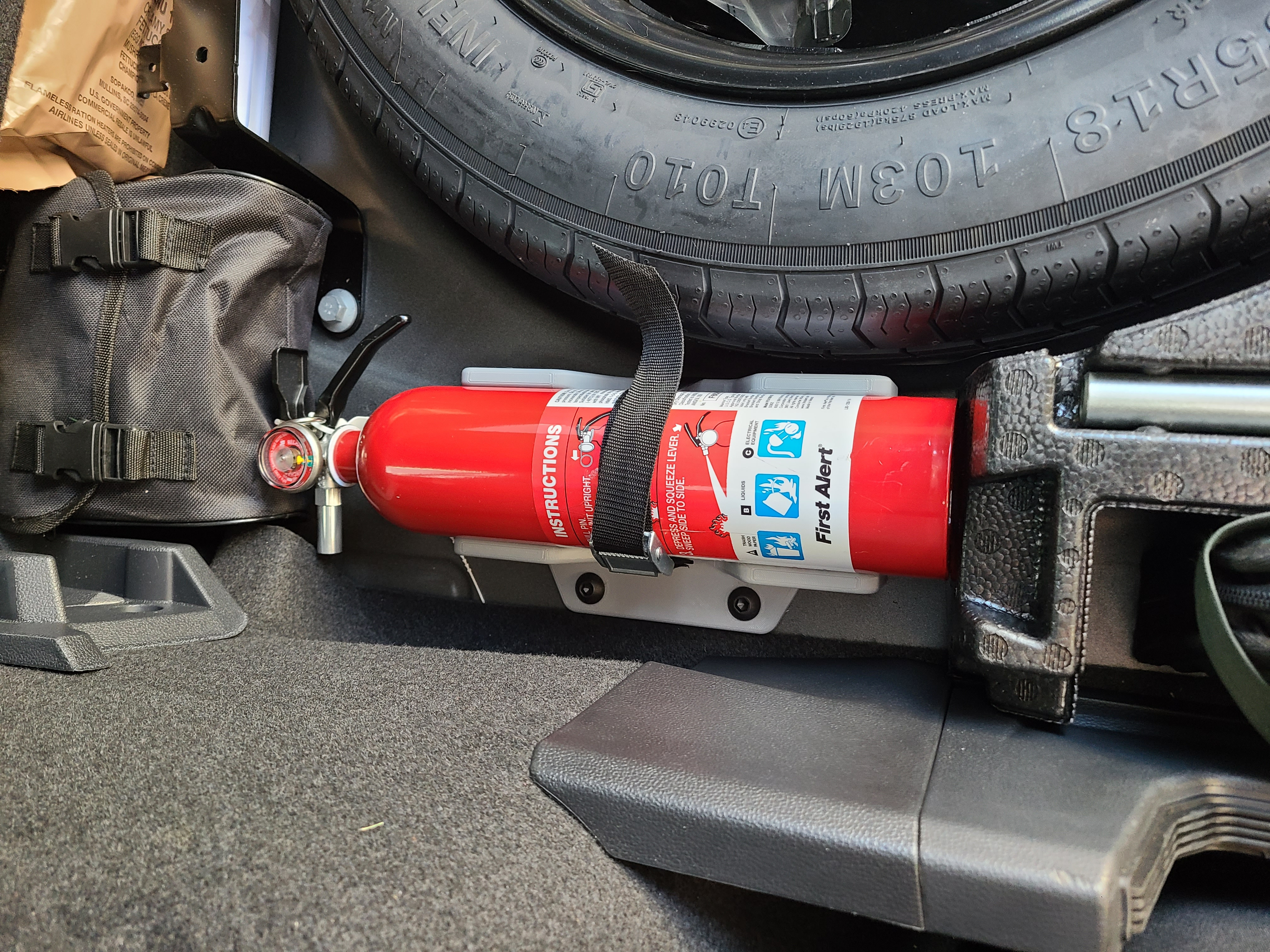 Тигуан 2023: держатель огнетушителя от VW для 3D принтера