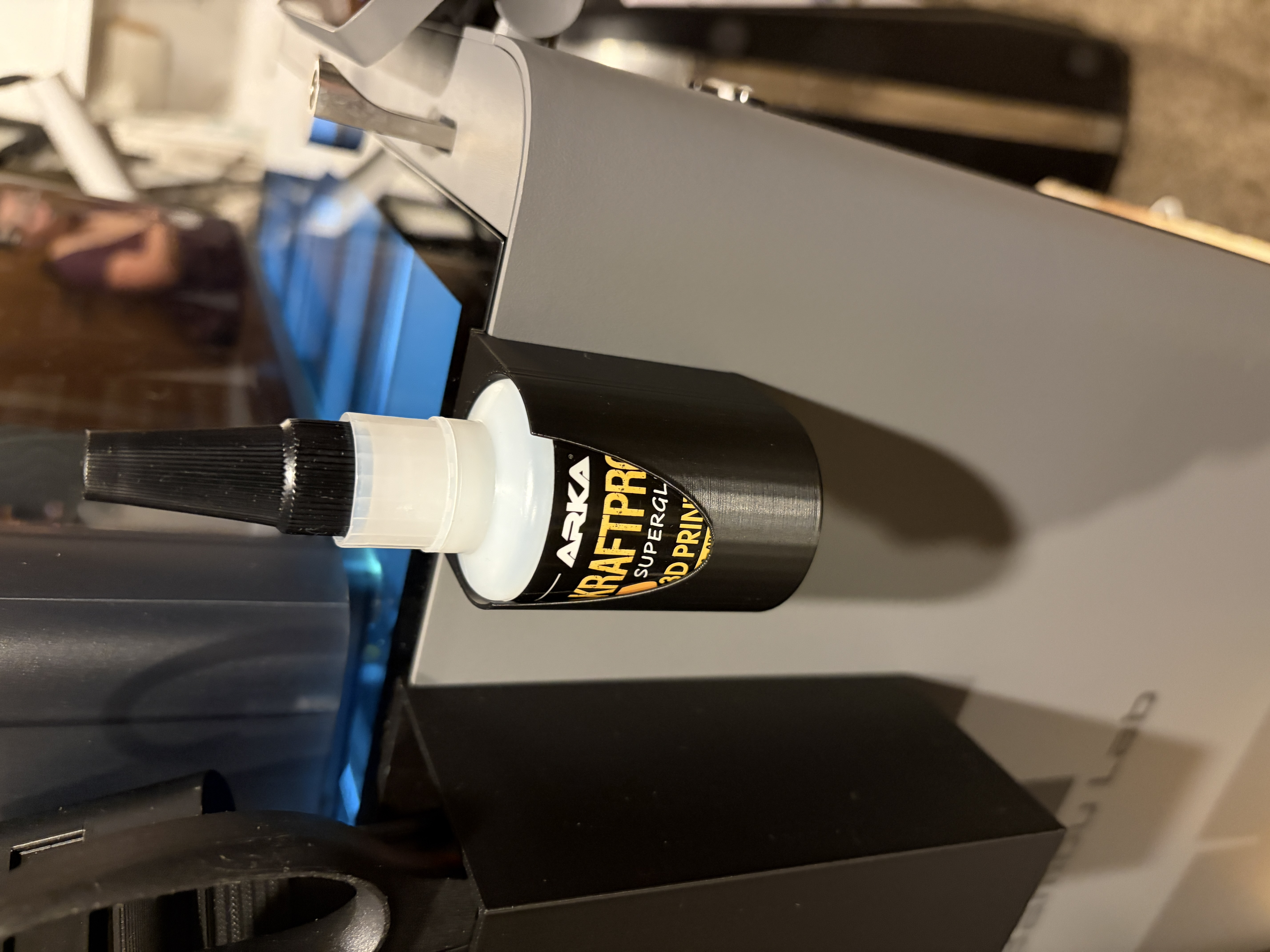 Удобная подставка Kraftprotz Glue Holder — хранение клея стало проще! для 3D принтера