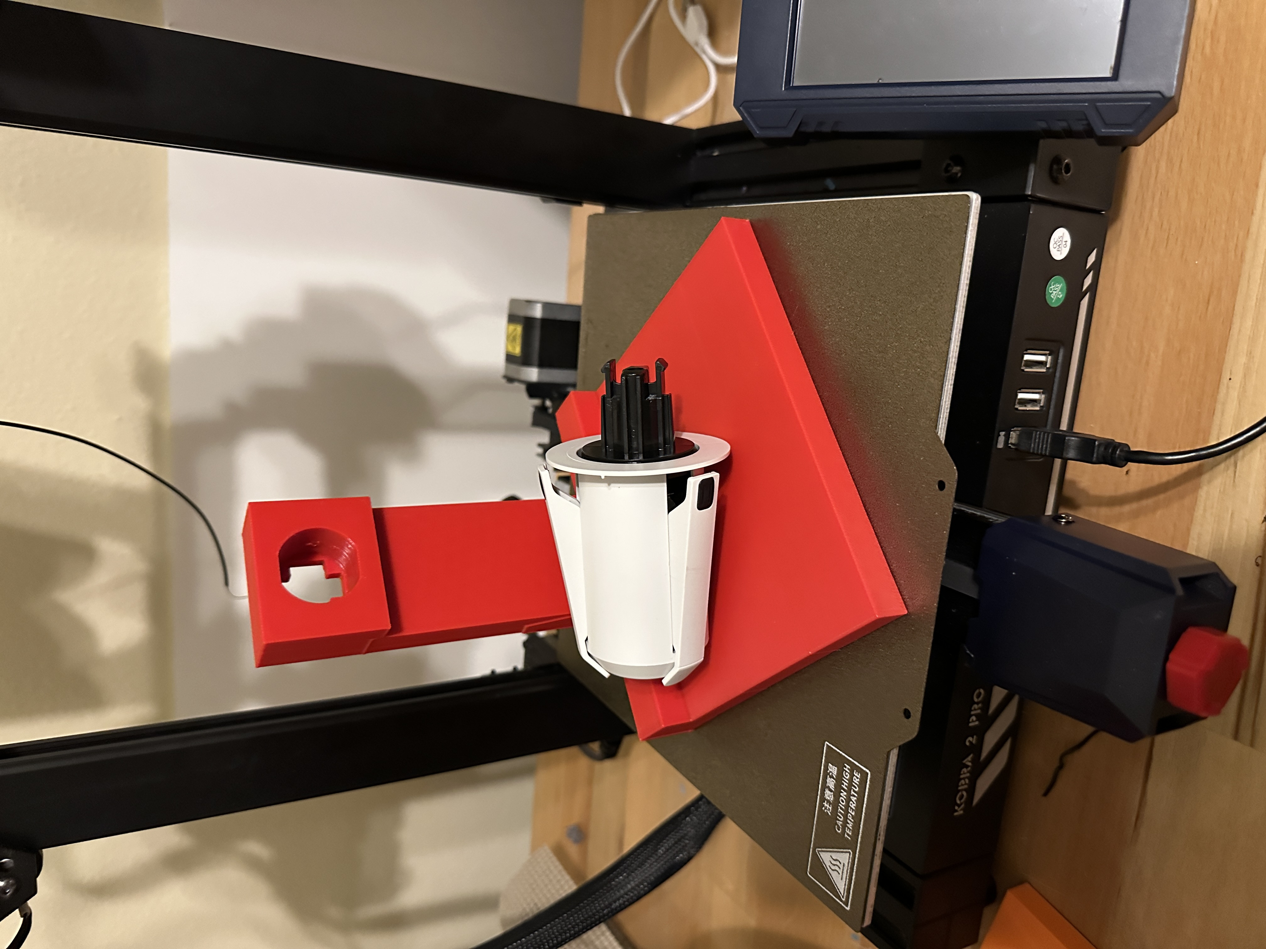 Держатель шпули U1: стильная подставка для ваших нитей для 3D принтера