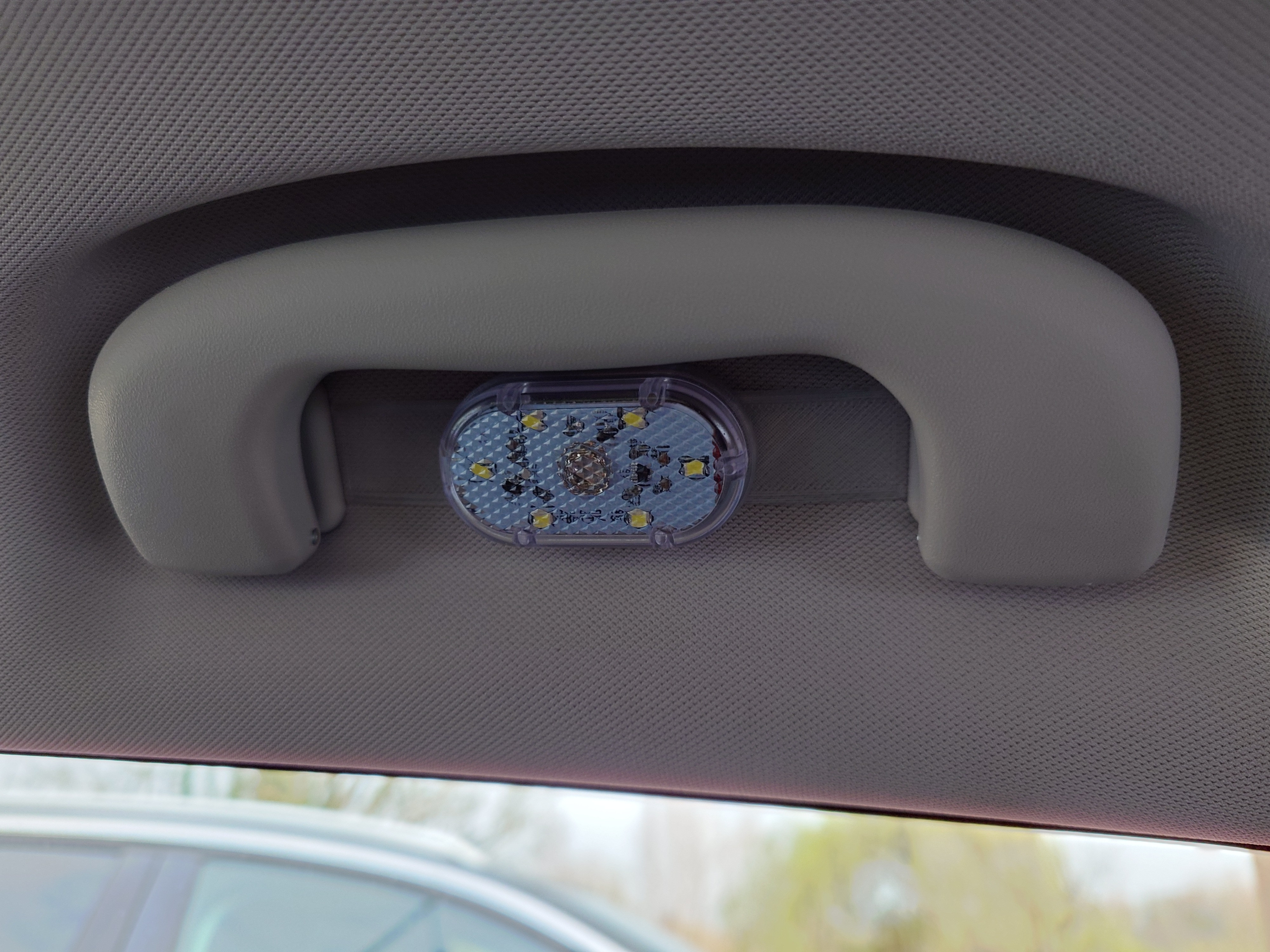 Креативное освещение салона MG4 2026 — задняя подсветка сидений для 3D принтера