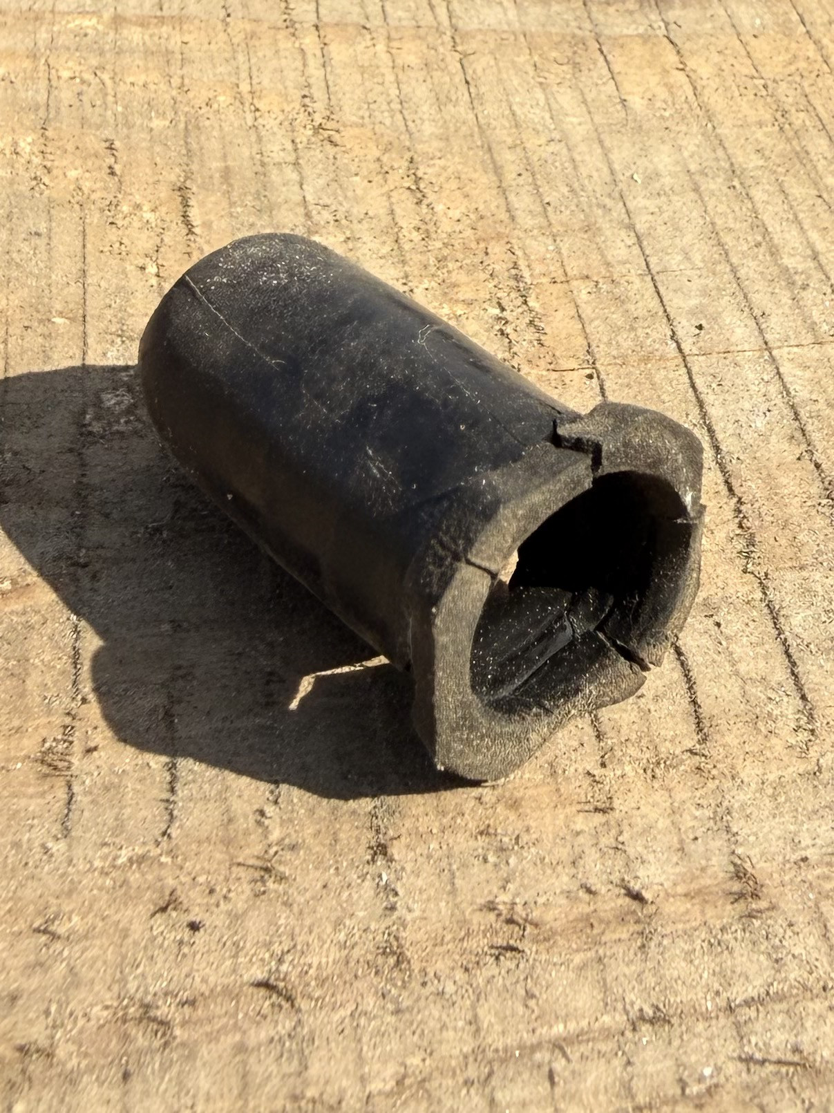 Точная 3D-модель VW T3 gromet 211 611 833 D для 3D принтера