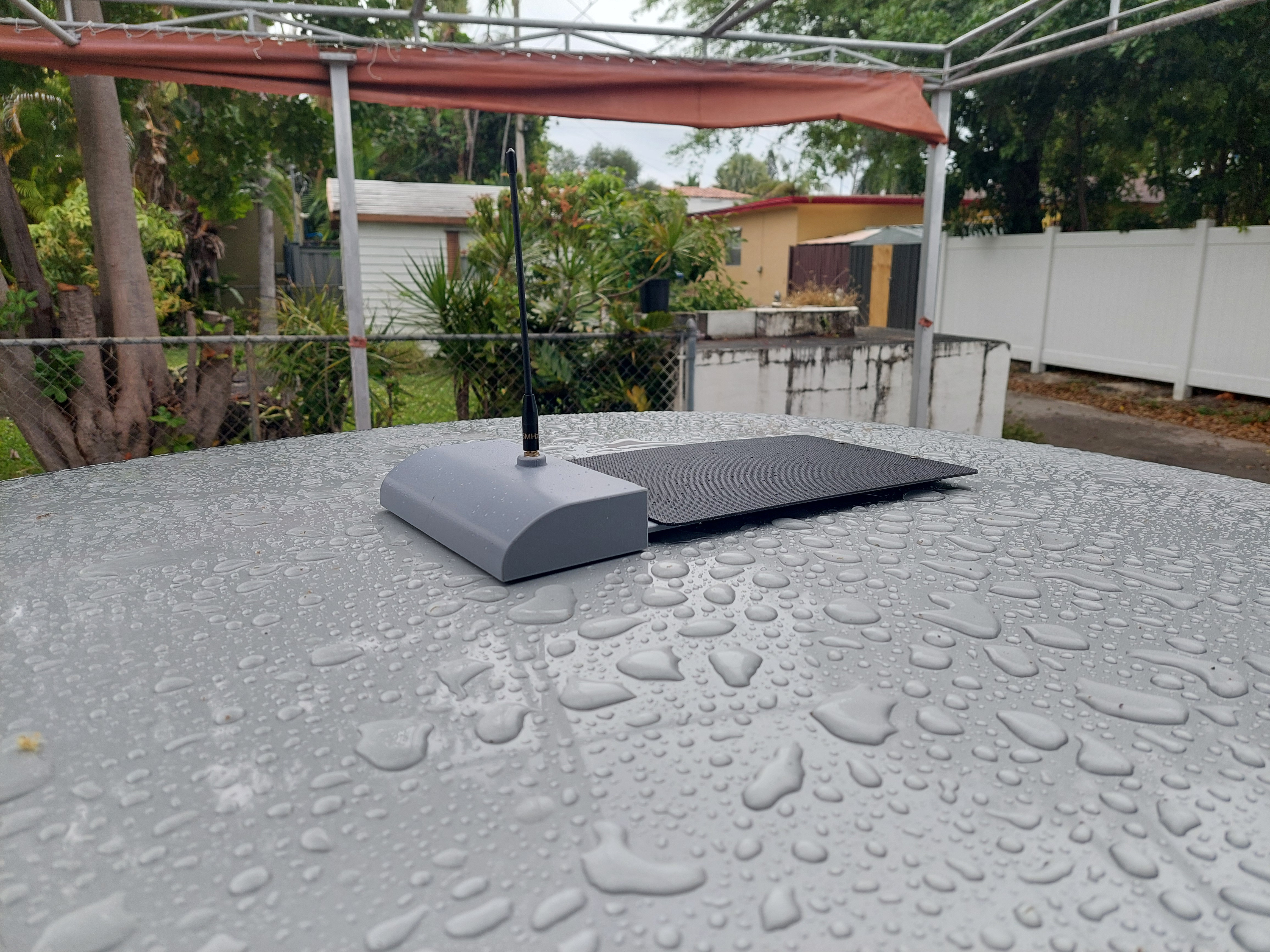 Автомобильная крыша с солнечными панелями для Meshtastic для 3D принтера