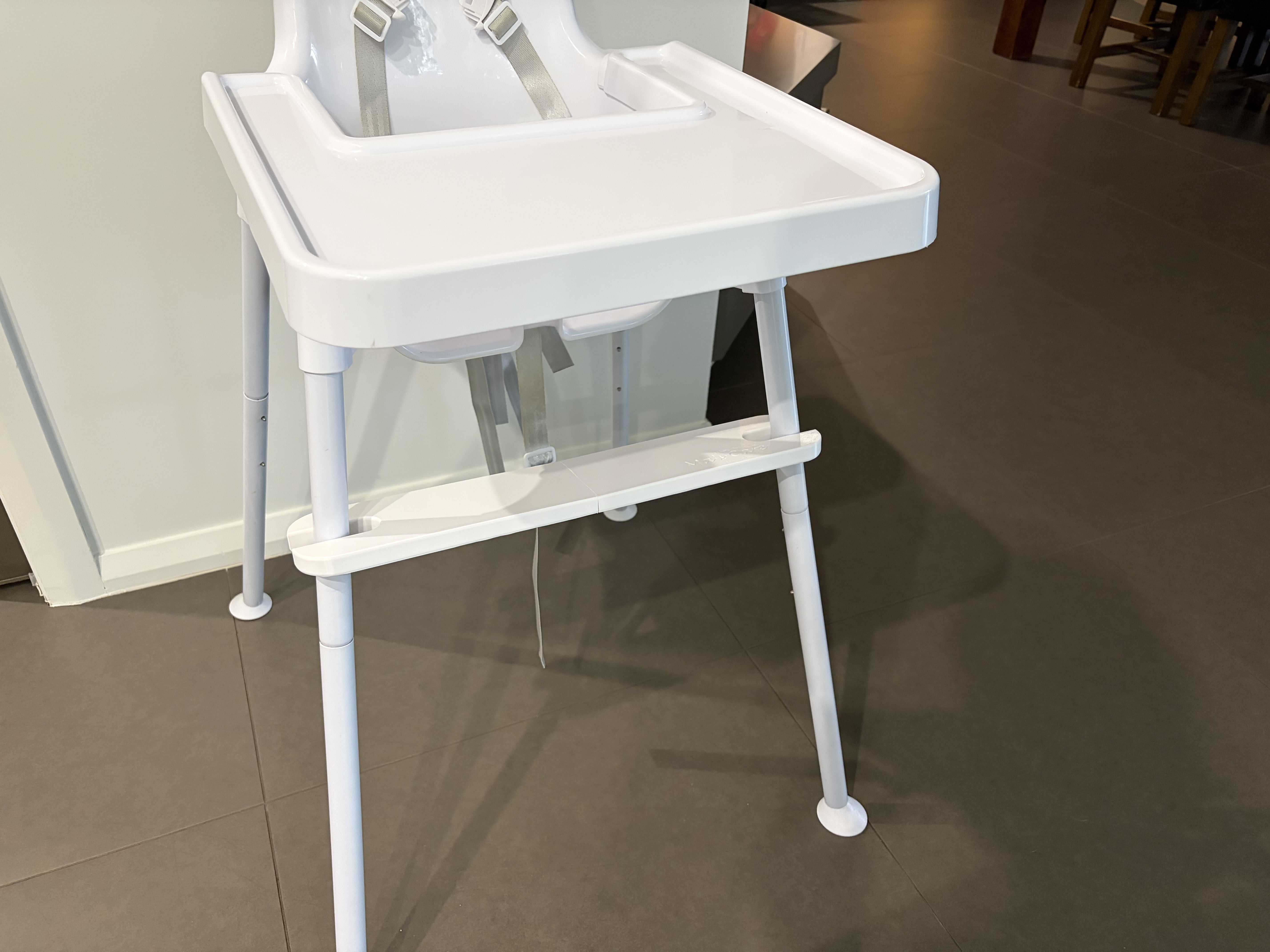 Универсальная подставка для ножек детского стульчика Universal High Chair Foot Rest для 3D принтера