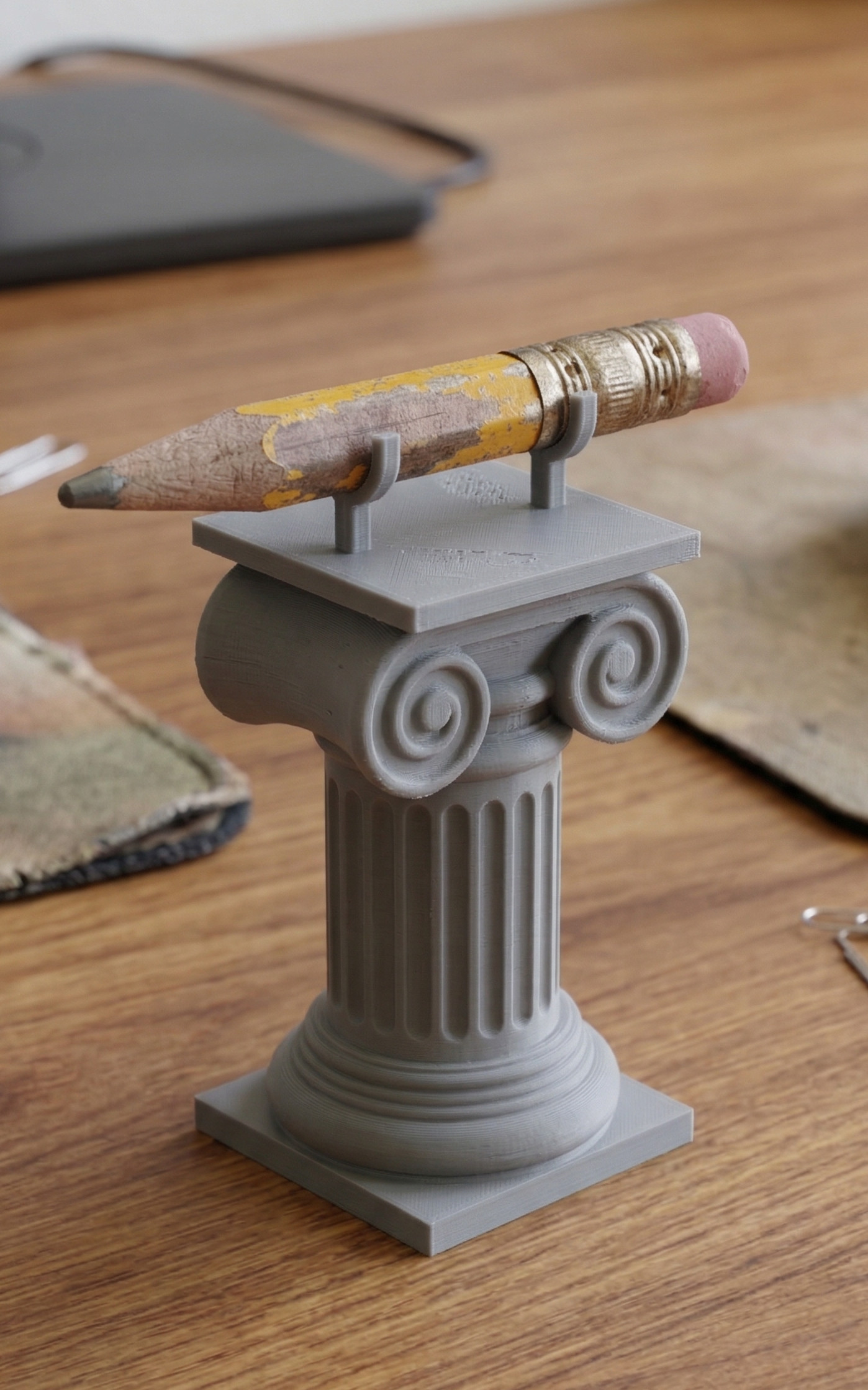 Стильная подставка PEDESTAL — идеальный акцент интерьера для 3D принтера