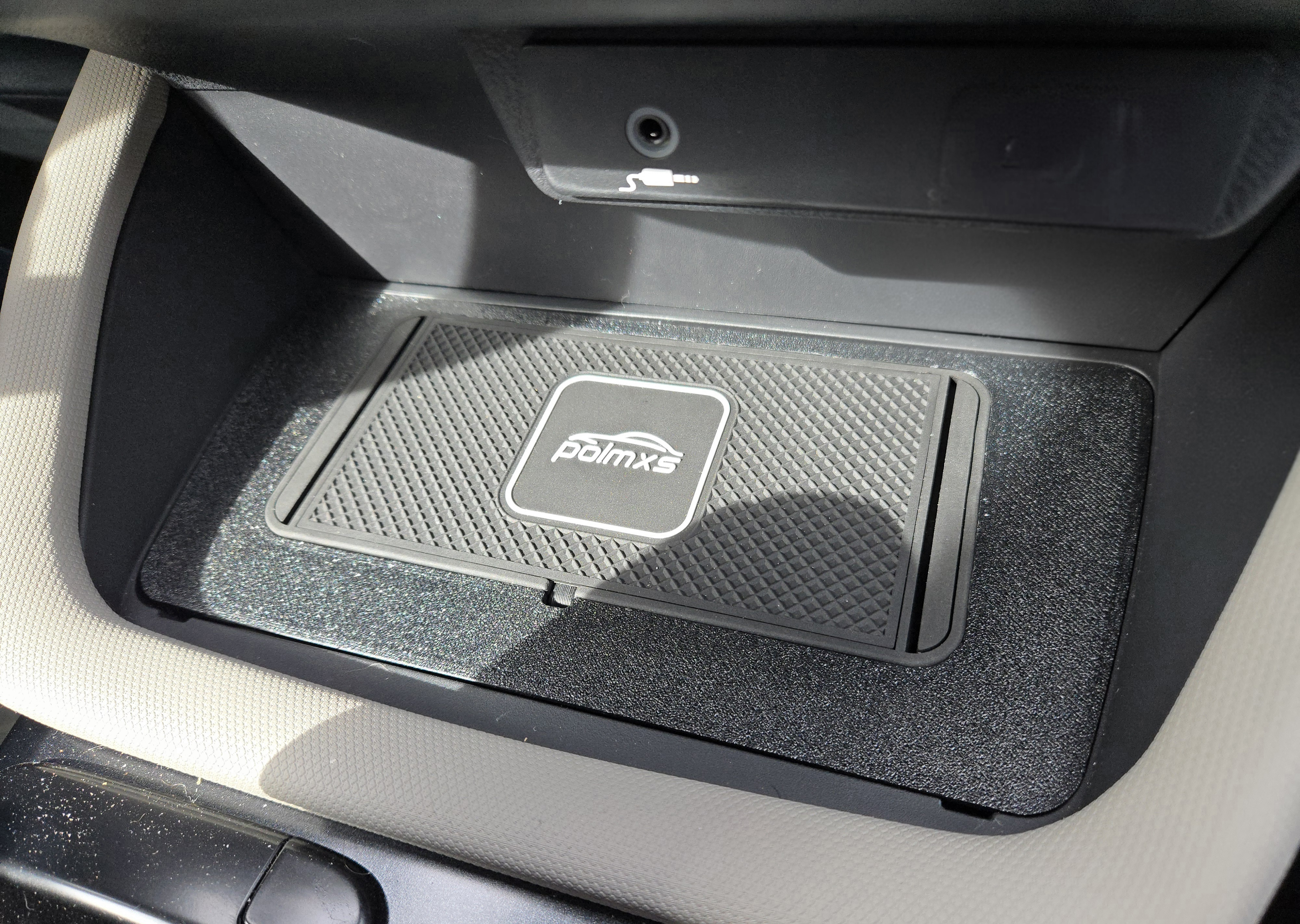 Беспроводная зарядка Subaru Forester — адаптер-пластина 3D модель для 3D принтера