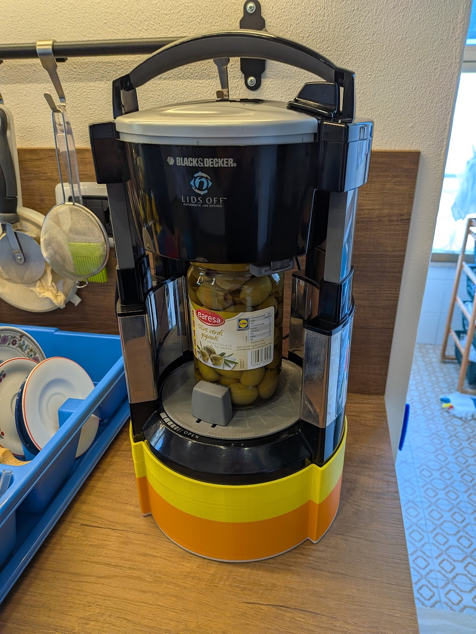 Интегрированный преобразователь напряжения Black & Decker — 3D-модель для 3D принтера