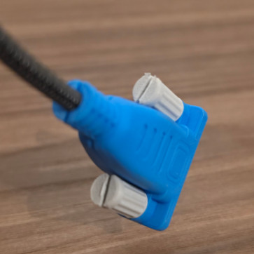 Забавная USB-C на VGA заглушка — идеальный подарок гику для 3D принтера
