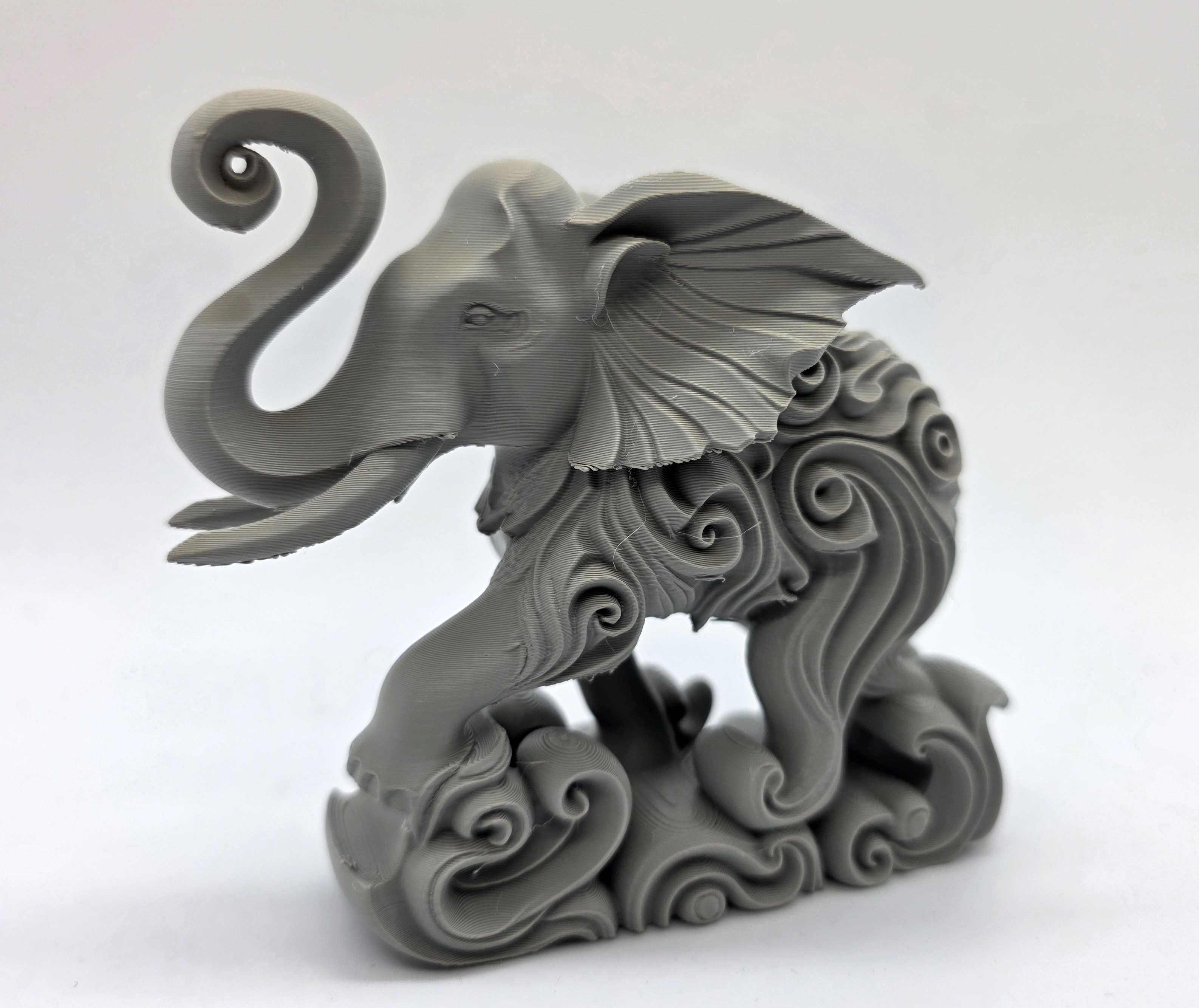 Swirl-Carved Elephant Splashing Sculpture для 3D принтера
