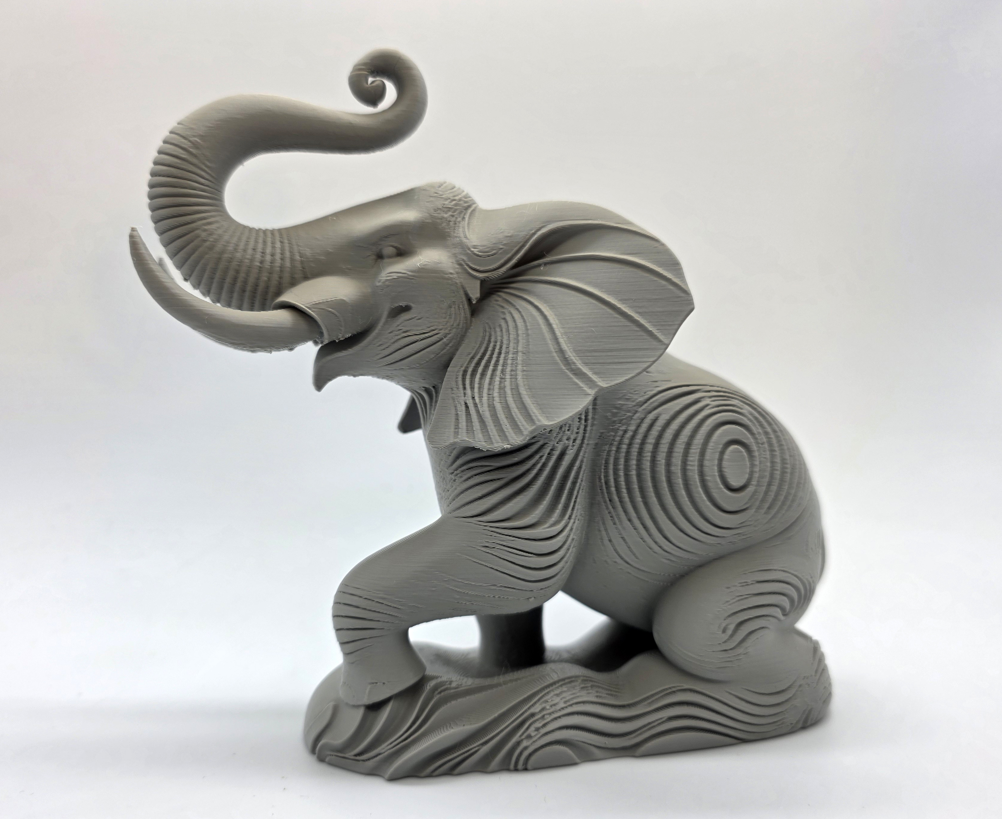 Realistic Textured Elephant Rising Sculpture для 3D принтера