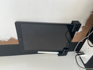 Держатель iPad Gen 7 с креплением для пера — удобная 3D-модель для 3D принтера