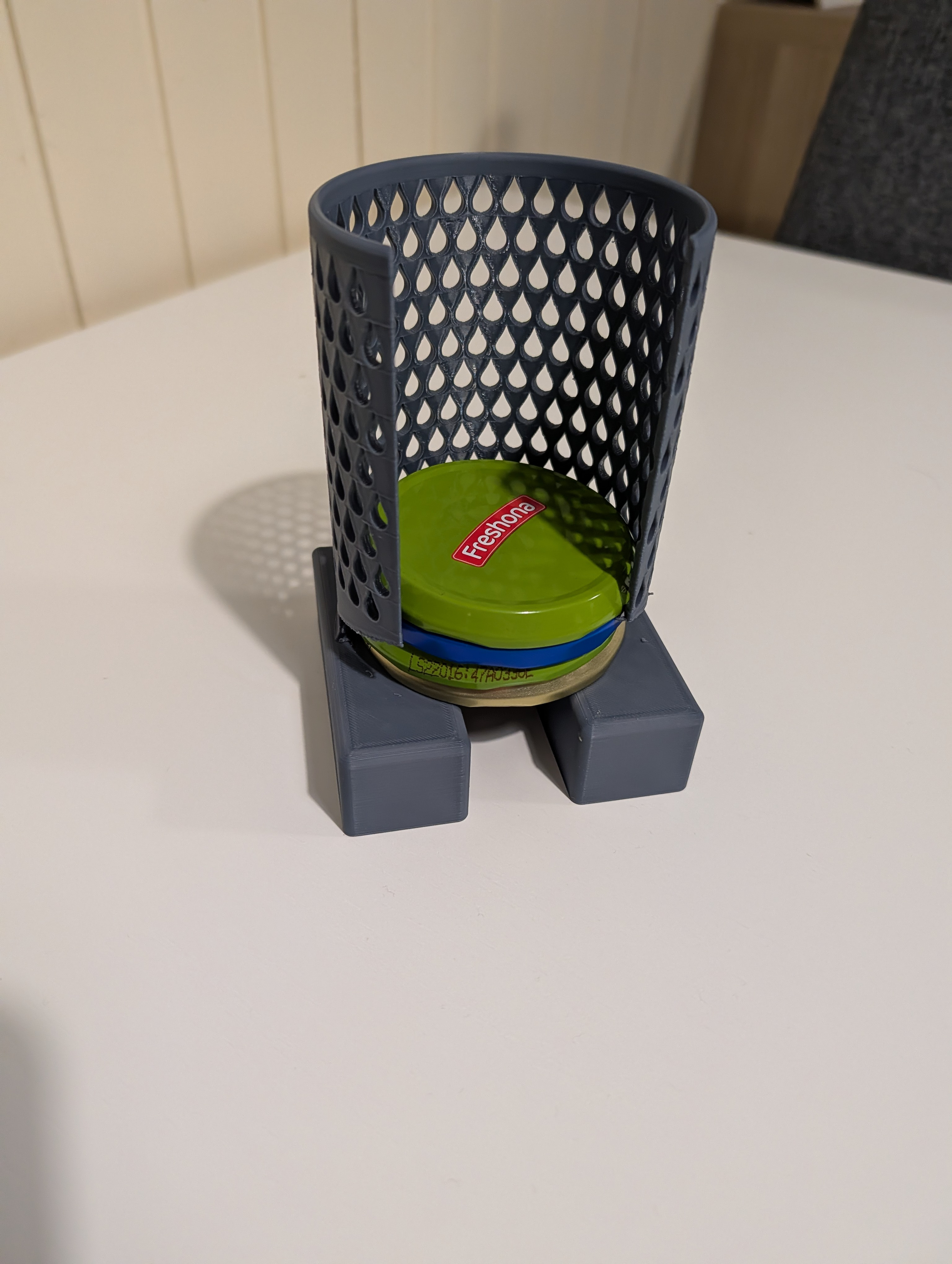 Удобный держатель крышек Jar Lid Holder 80 мм — незаменимый помощник на кухне! для 3D принтера