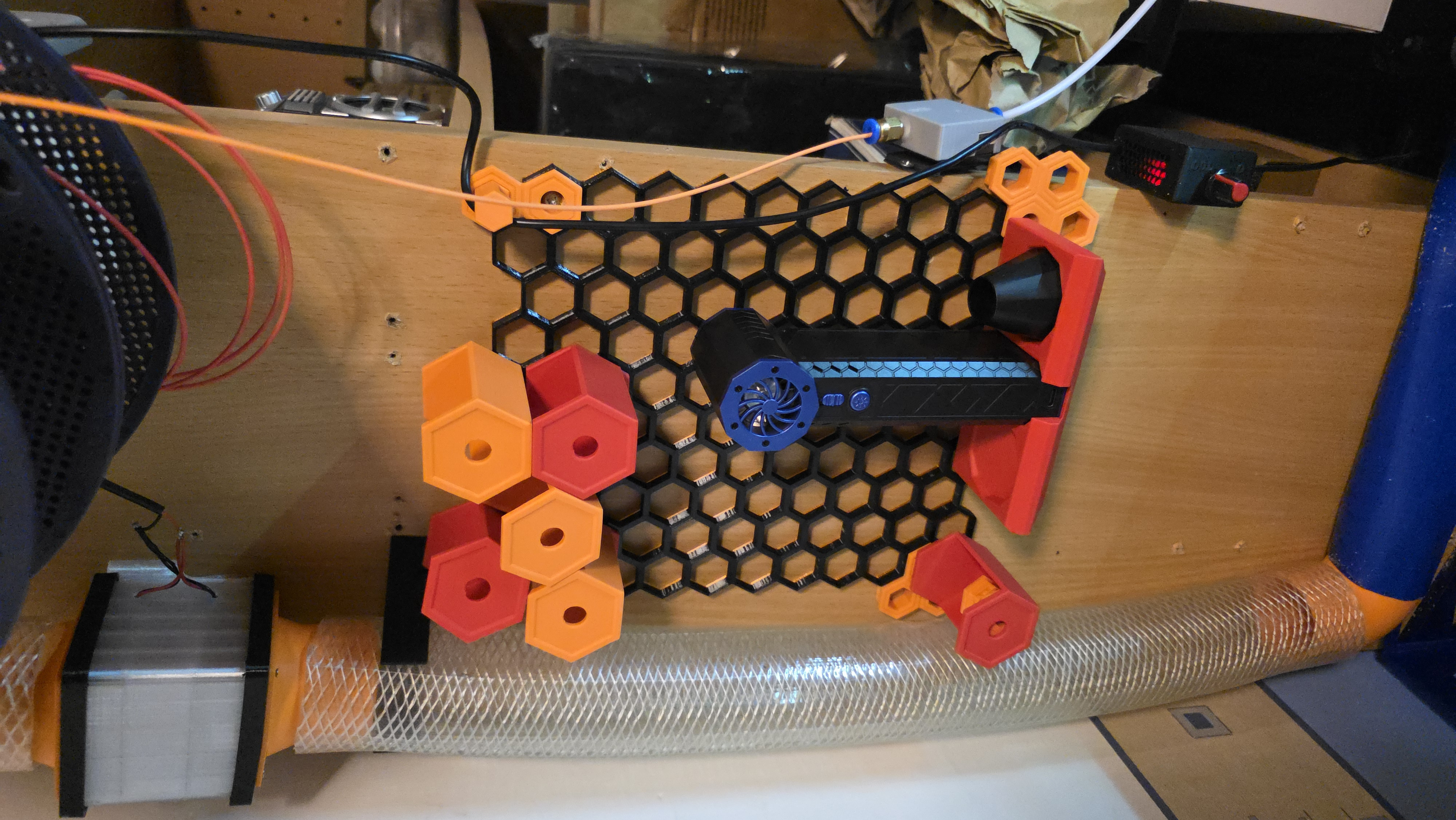 Уникальное крепление COSICOSY: удобство хранения + мощный поток воздуха для 3D принтера