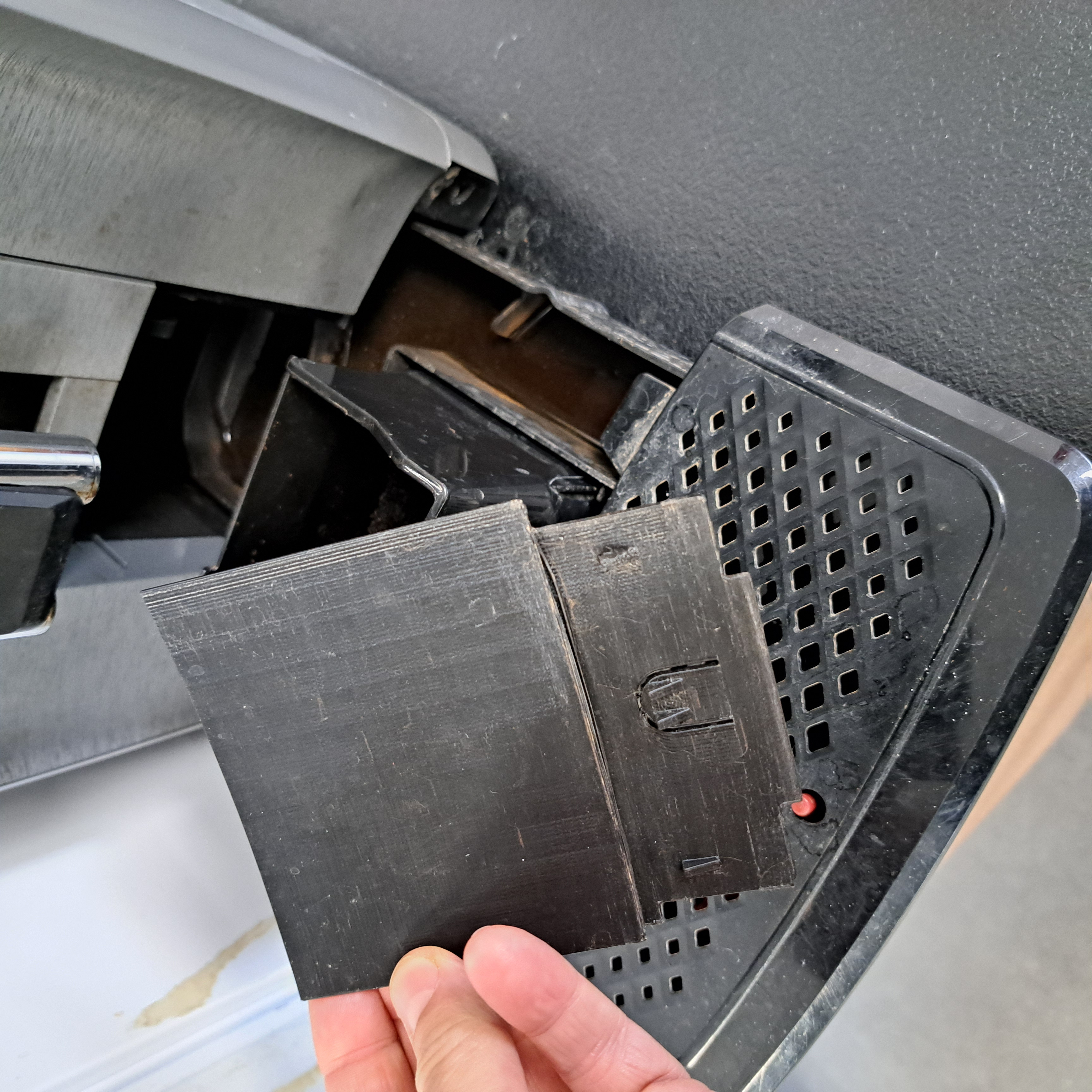 Футуристичный дизайн крышки кофемашины Philips с встроенной мельницей для 3D принтера