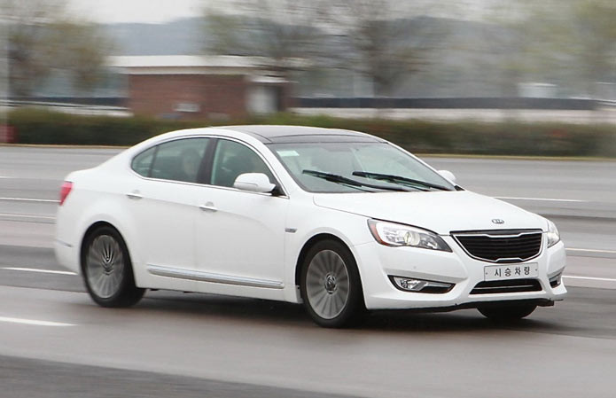 3D-модель KIA H1 LED ADAPTER — стильное решение для авто! для 3D принтера