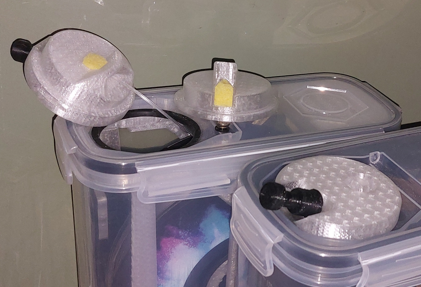 3D Модель крышки для хлопьев с пылевым фильтром в виде гексагона для 3D принтера