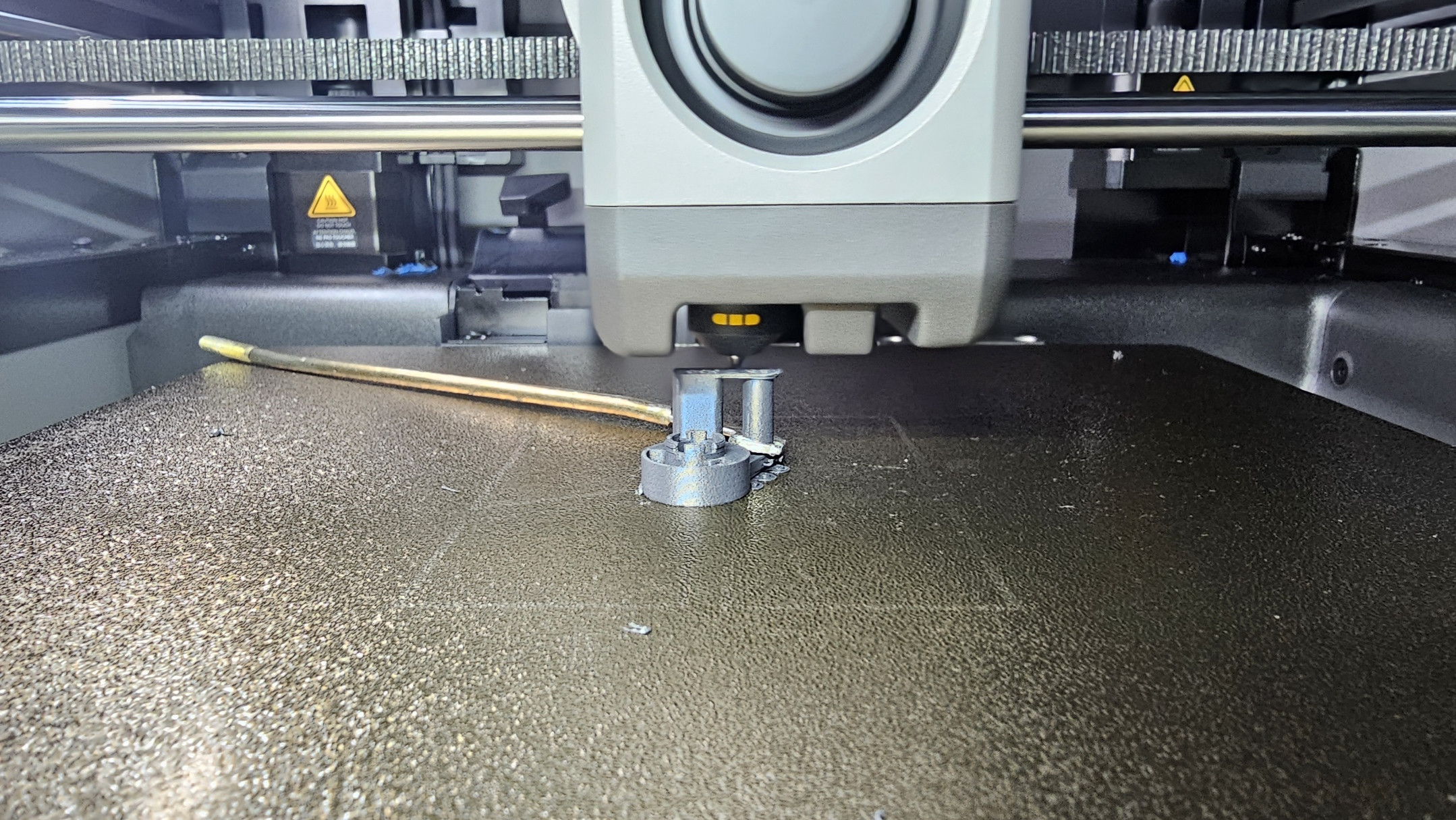 Редкий аксессуар Mercedes W201/190E — деталь разблокировки багажника для 3D принтера