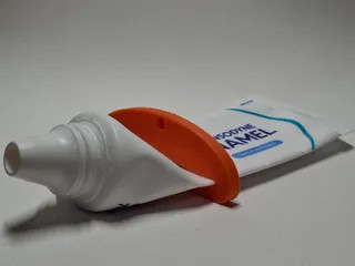 Простое устройство для выдавливания зубной пасты 🧴 для 3D принтера