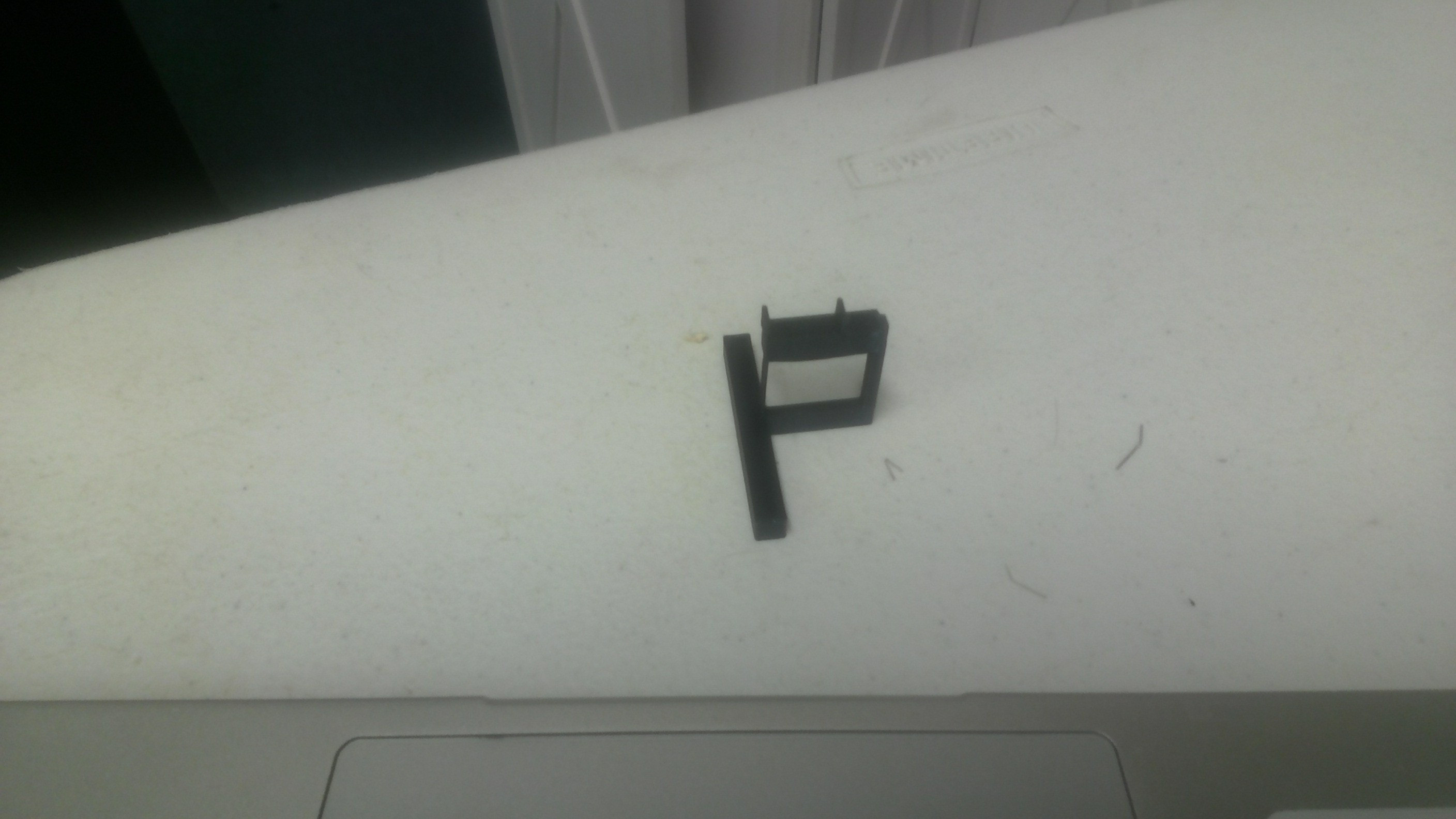 Уникальная подставка для наушников — печать прямо на месте для 3D принтера