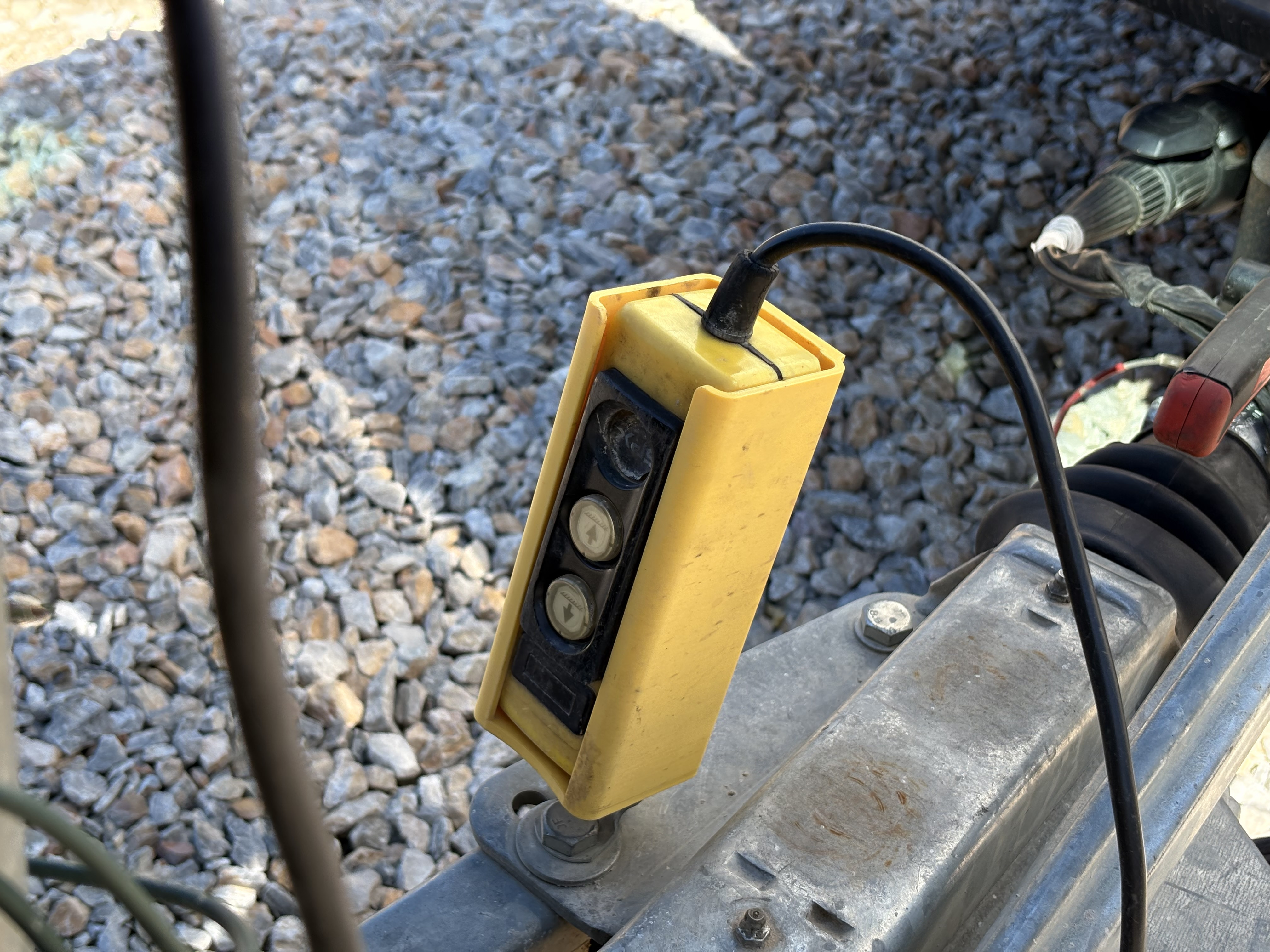 Держатель контроллера Tilt Trailer — идеальное решение для вашего трейлера!