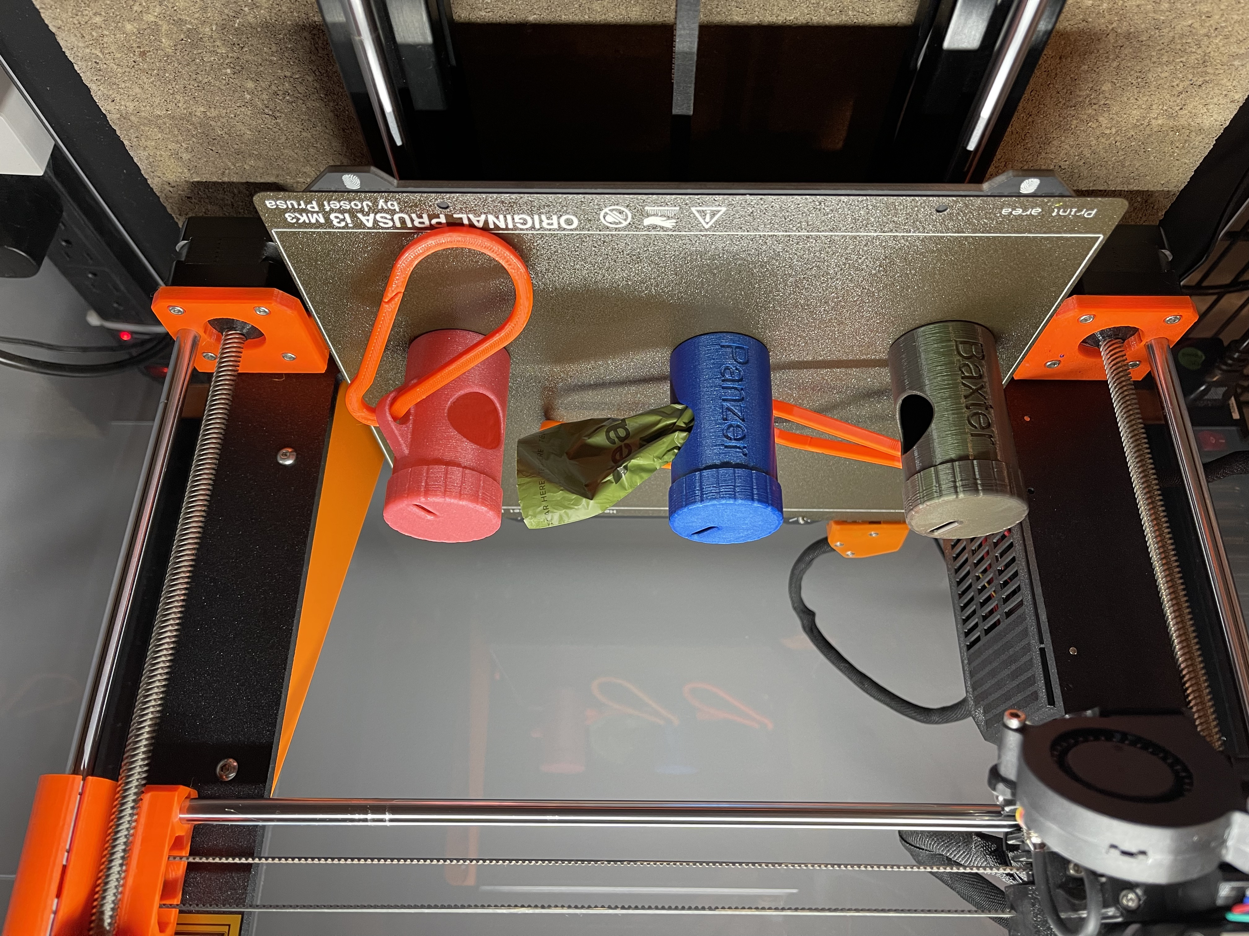 Собачий пакетник: стильный аксессуар для прогулок с питомцем для 3D принтера