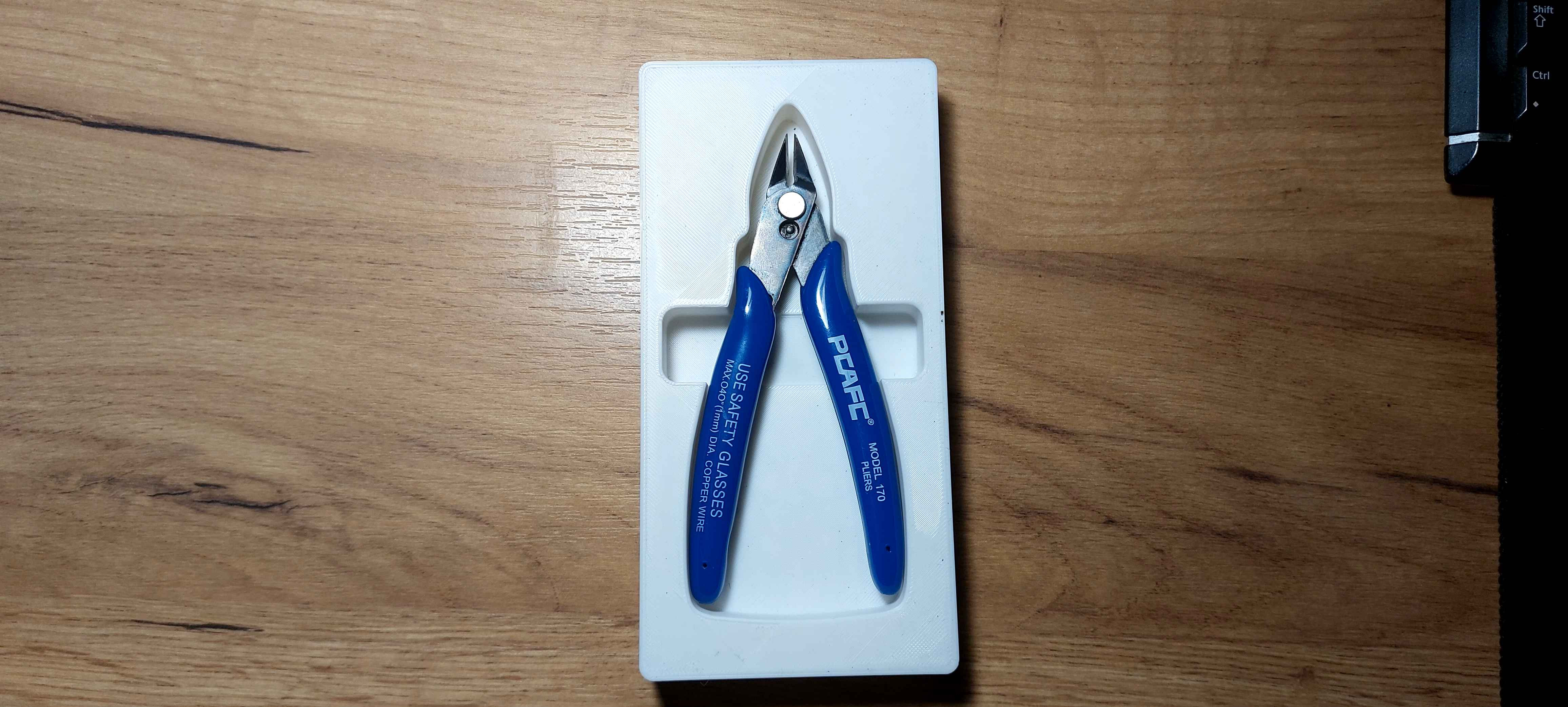 Экономичные Gridfinity щипцы — меньше филамента, больше пользы! для 3D принтера