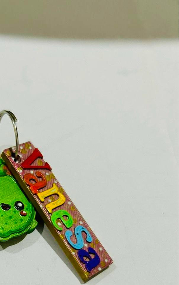 Ключница с именем VANESA — стильный аксессуар ручной работы для 3D принтера