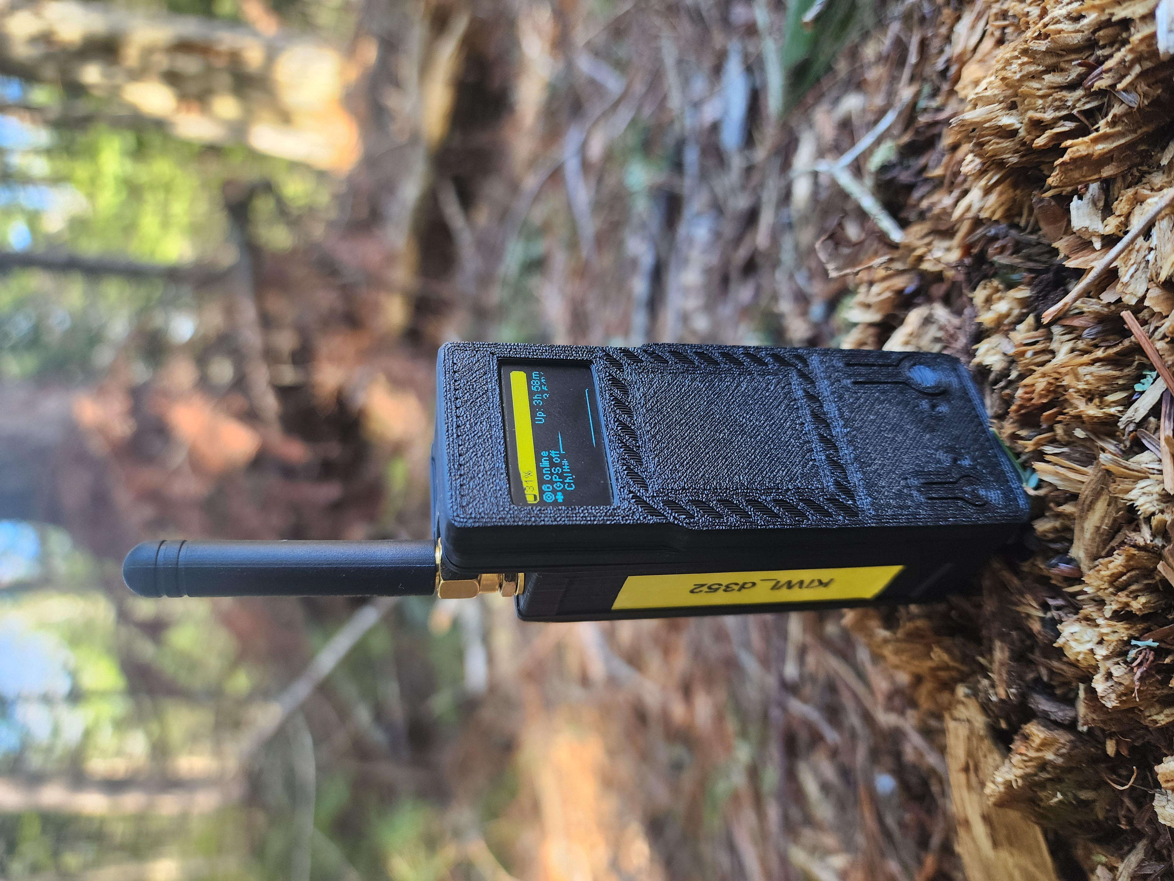 Gumshoe — компактный корпус Meshcore/Meshtastic для FakeTec v5 для 3D принтера