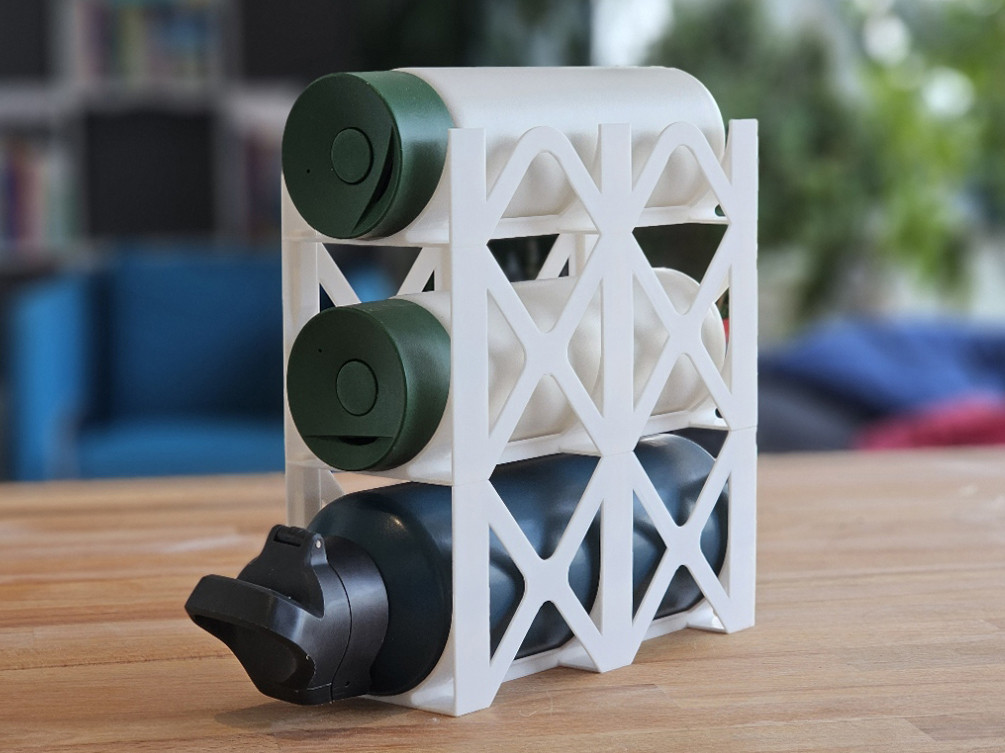 Модная подставка Stackable Bottle Holder — стильный аксессуар интерьера для 3D принтера